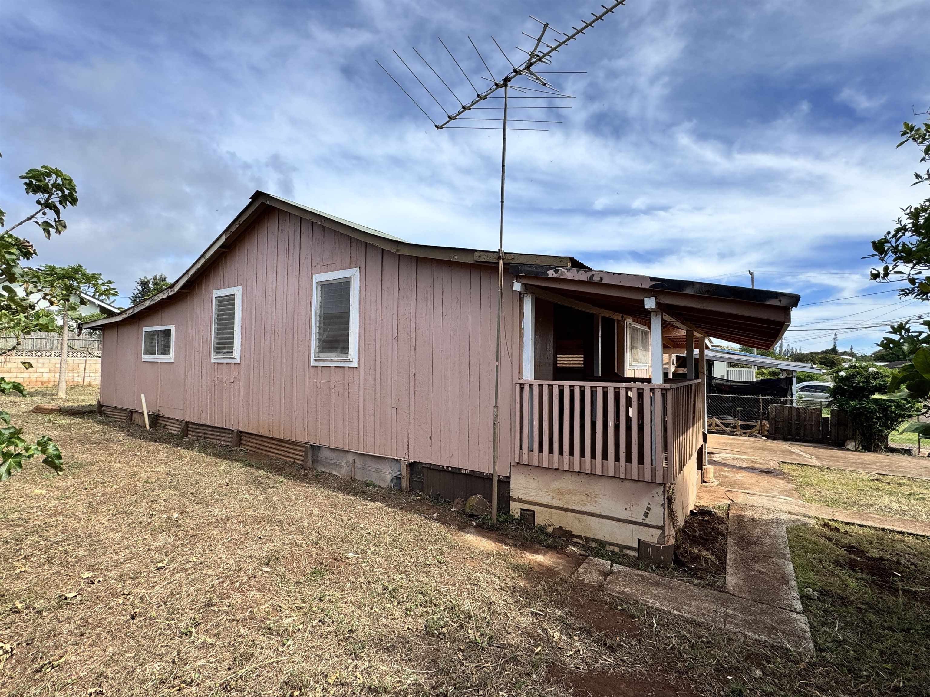1810  Epane St Kualapuu, Molokai home - photo 3 of 19