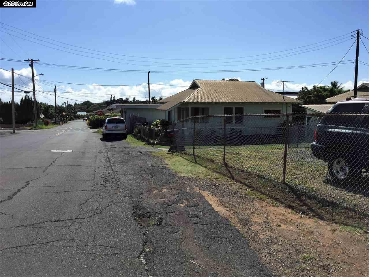 1815  E Vineyard St Wailuku Town, Wailuku home - photo 11 of 13