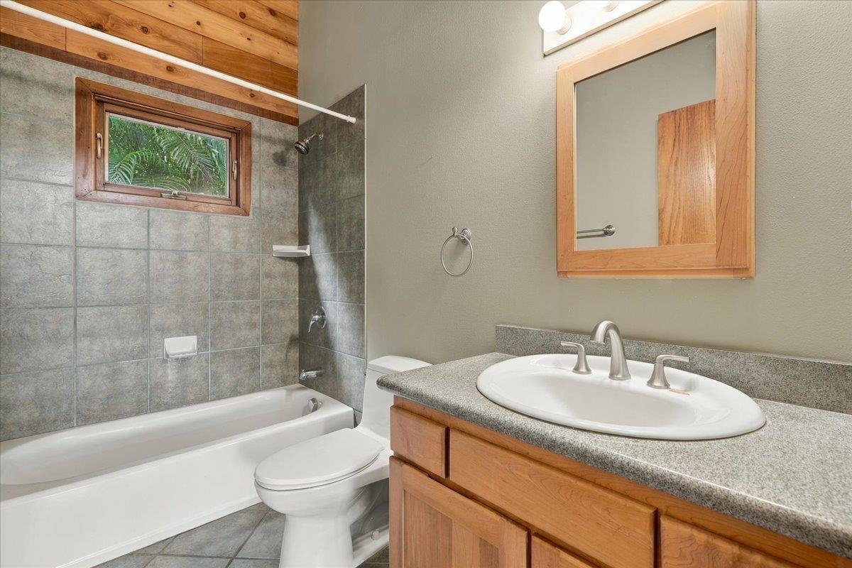 183  Kapuai Rd , Haiku home - photo 17 of 33