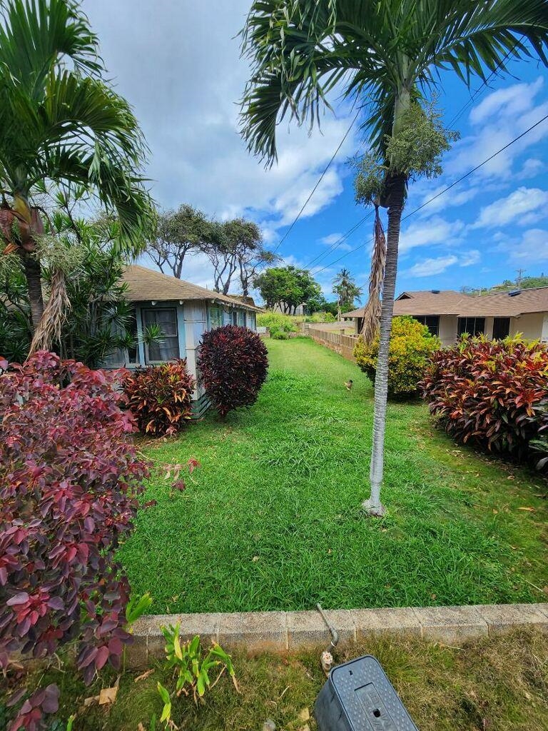 1838  Kaohu St , Wailuku home - photo 2 of 23