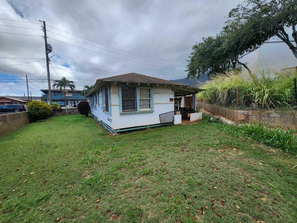 1838  Kaohu St , Wailuku home - photo 8 of 23