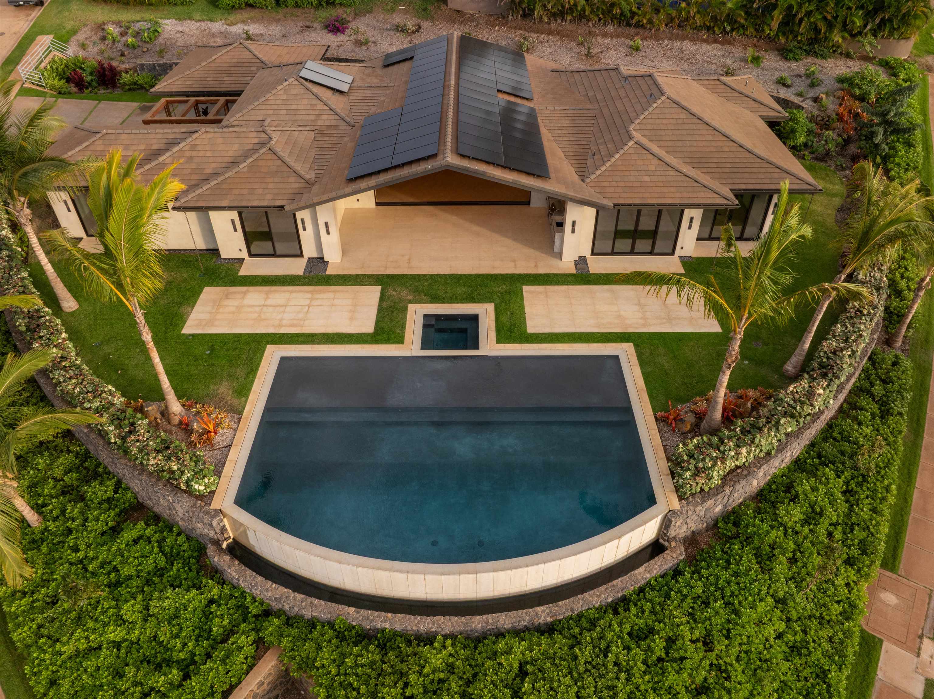 184  Lolowaa Pl Wailea, Wailea/Makena home - photo 2 of 50