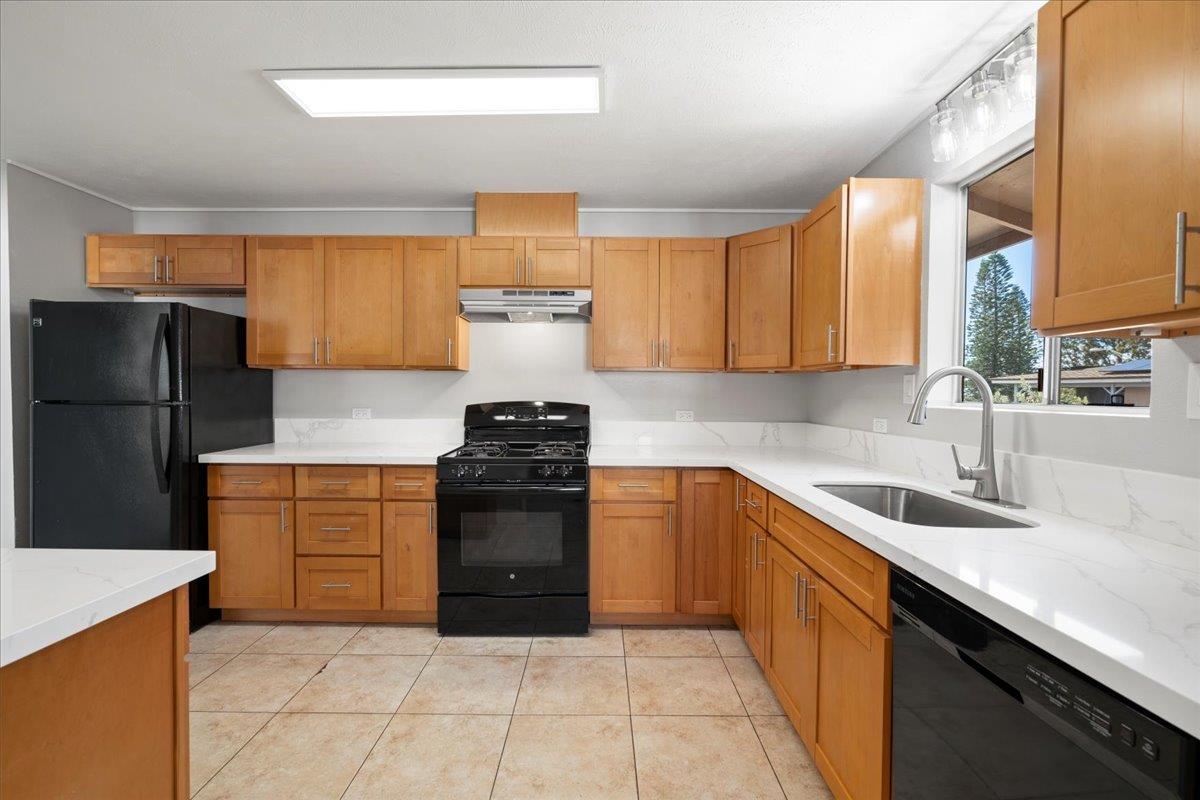 185  Hololani St Pukalani, Pukalani home - photo 3 of 18