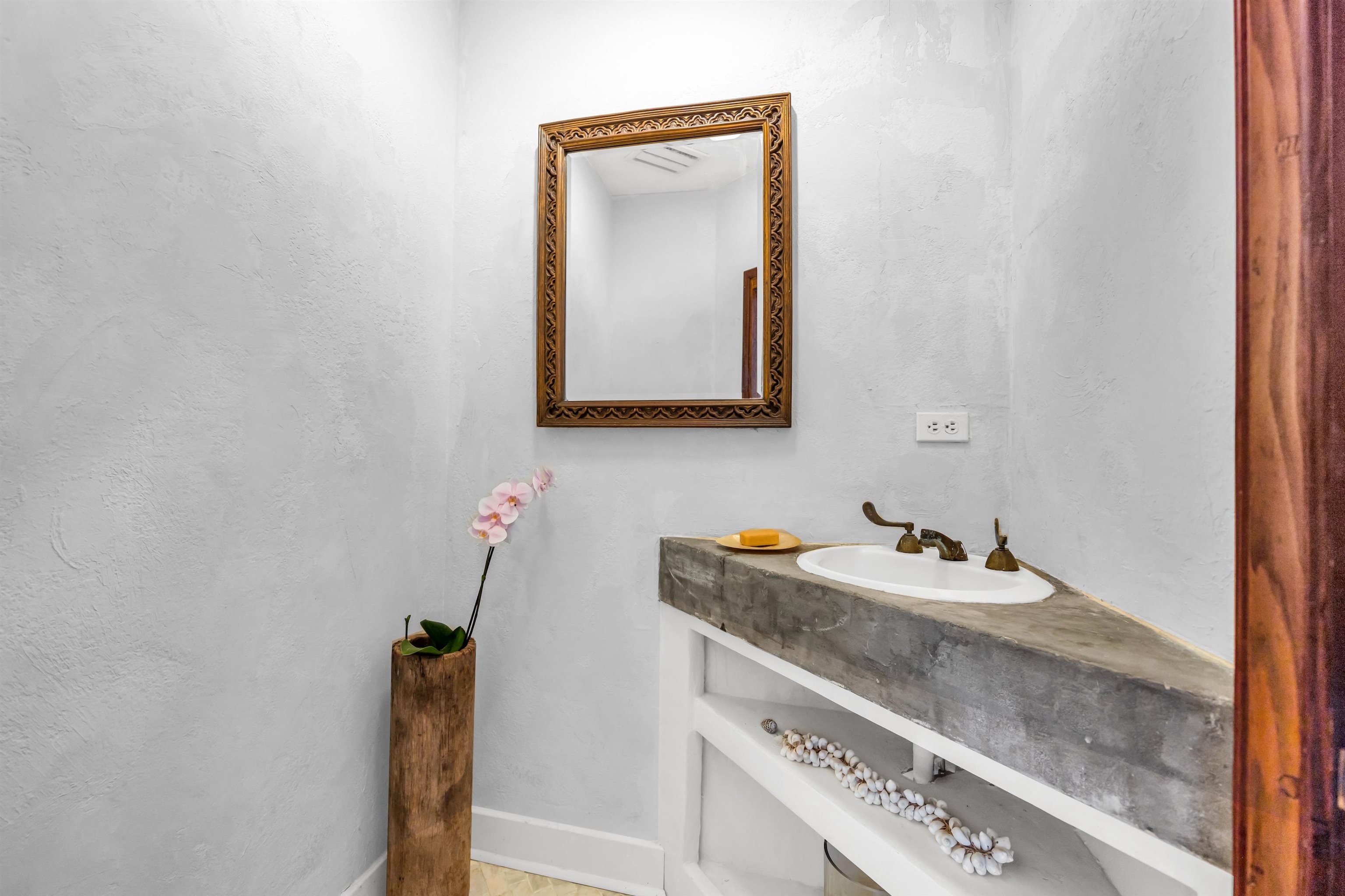 1854  Olinda Rd Olinda, Makawao/Olinda/Haliimaile home - photo 13 of 26