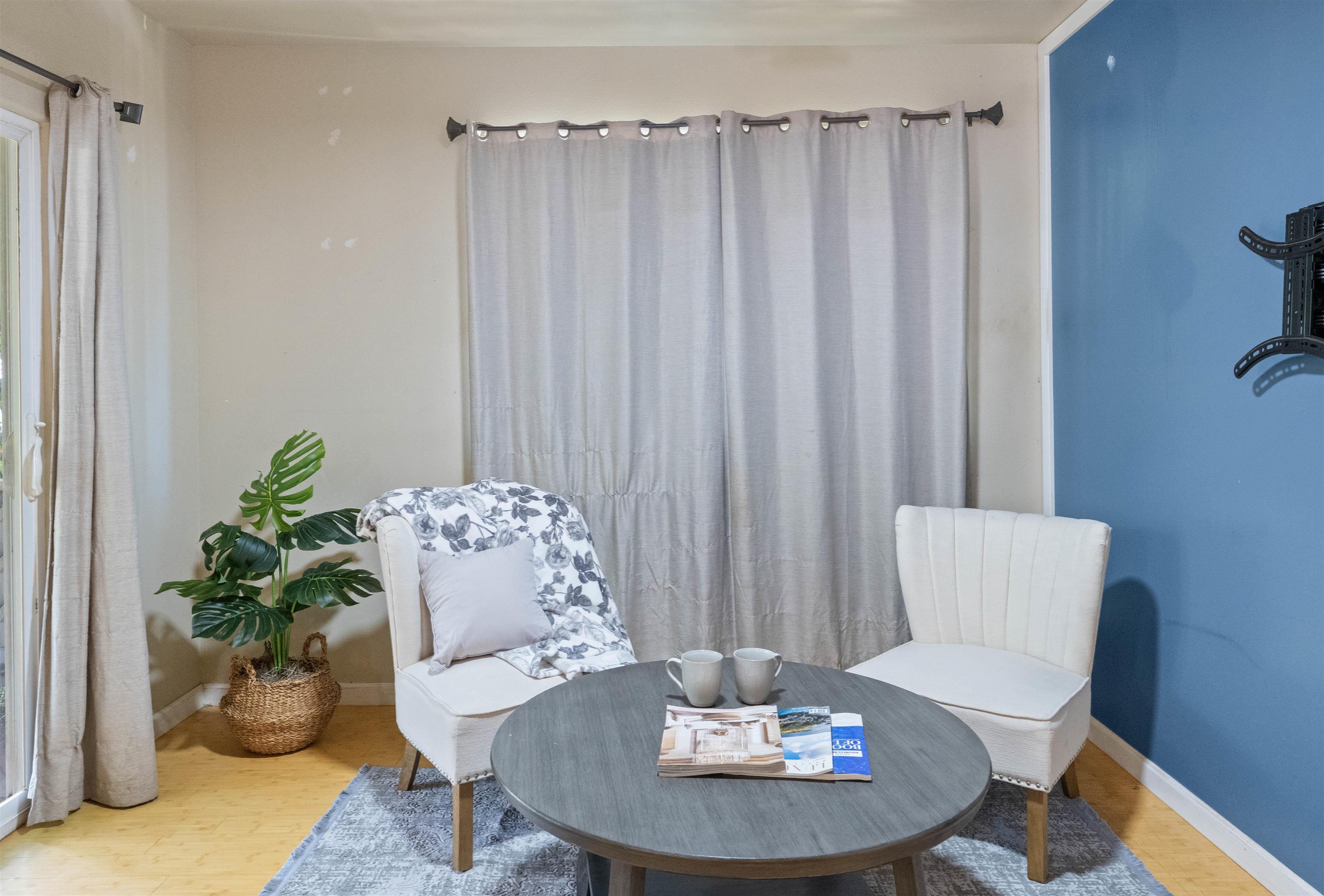 1855  Mill St , Wailuku home - photo 2 of 28