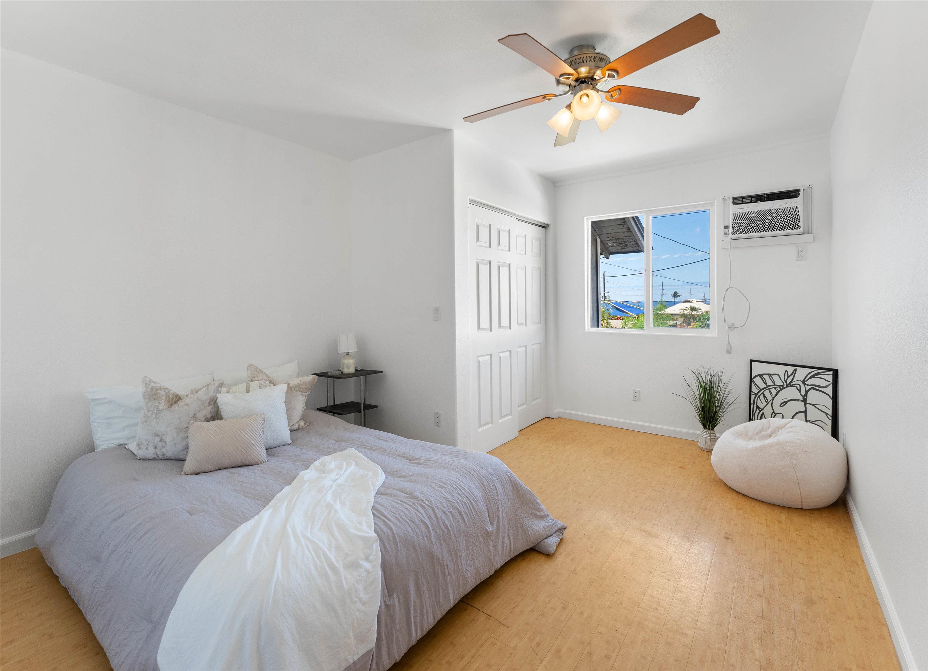 1855  Mill St , Wailuku home - photo 3 of 28