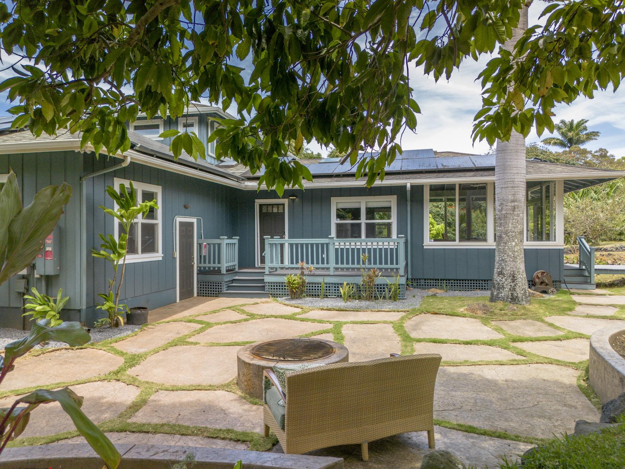 1865  Kalia Way , Haiku home - photo 17 of 50