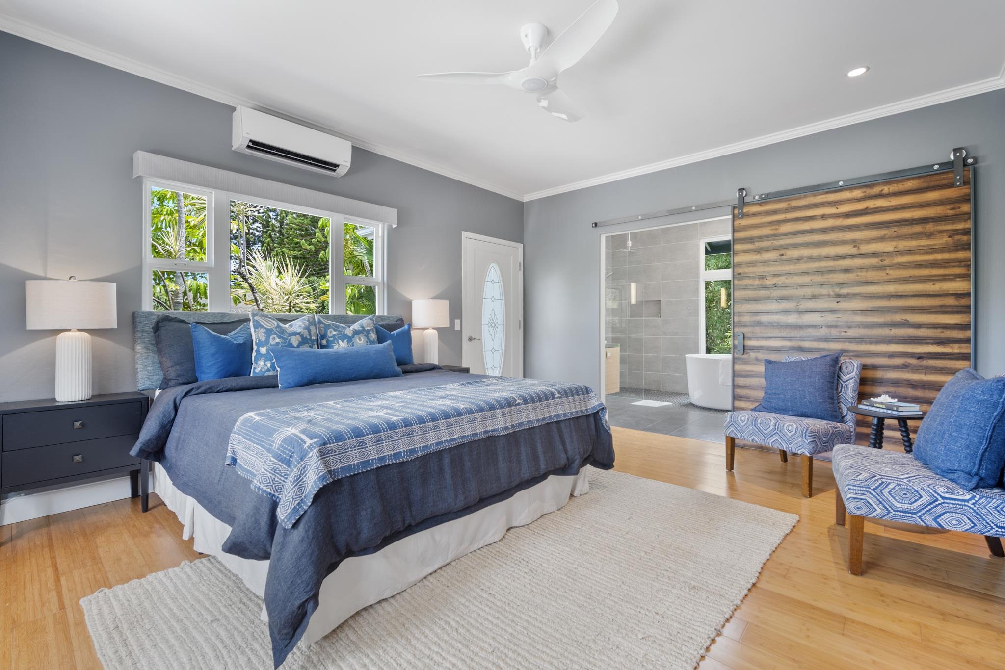 1865  Kalia Way , Haiku home - photo 3 of 50