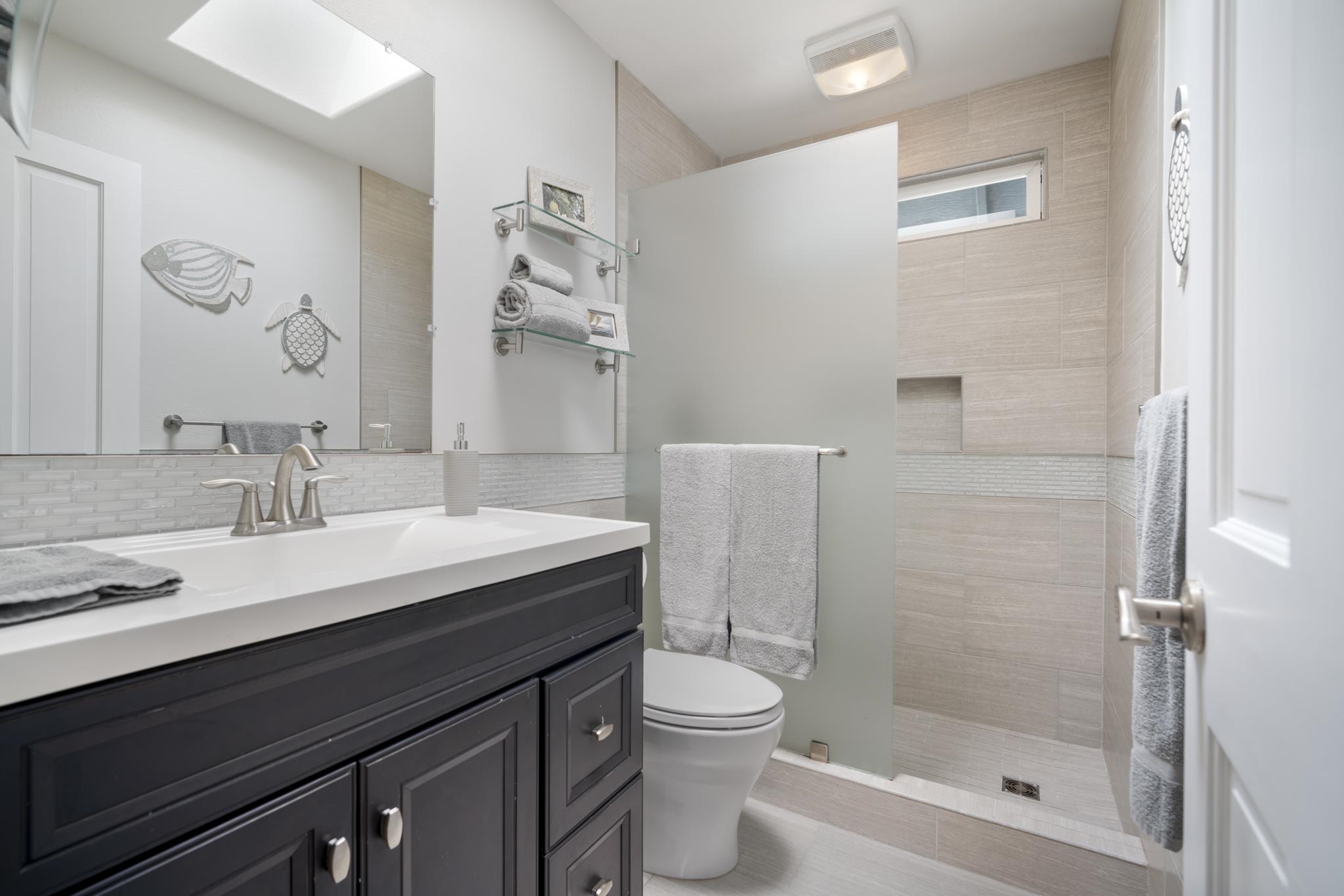 1865  Kalia Way , Haiku home - photo 22 of 50