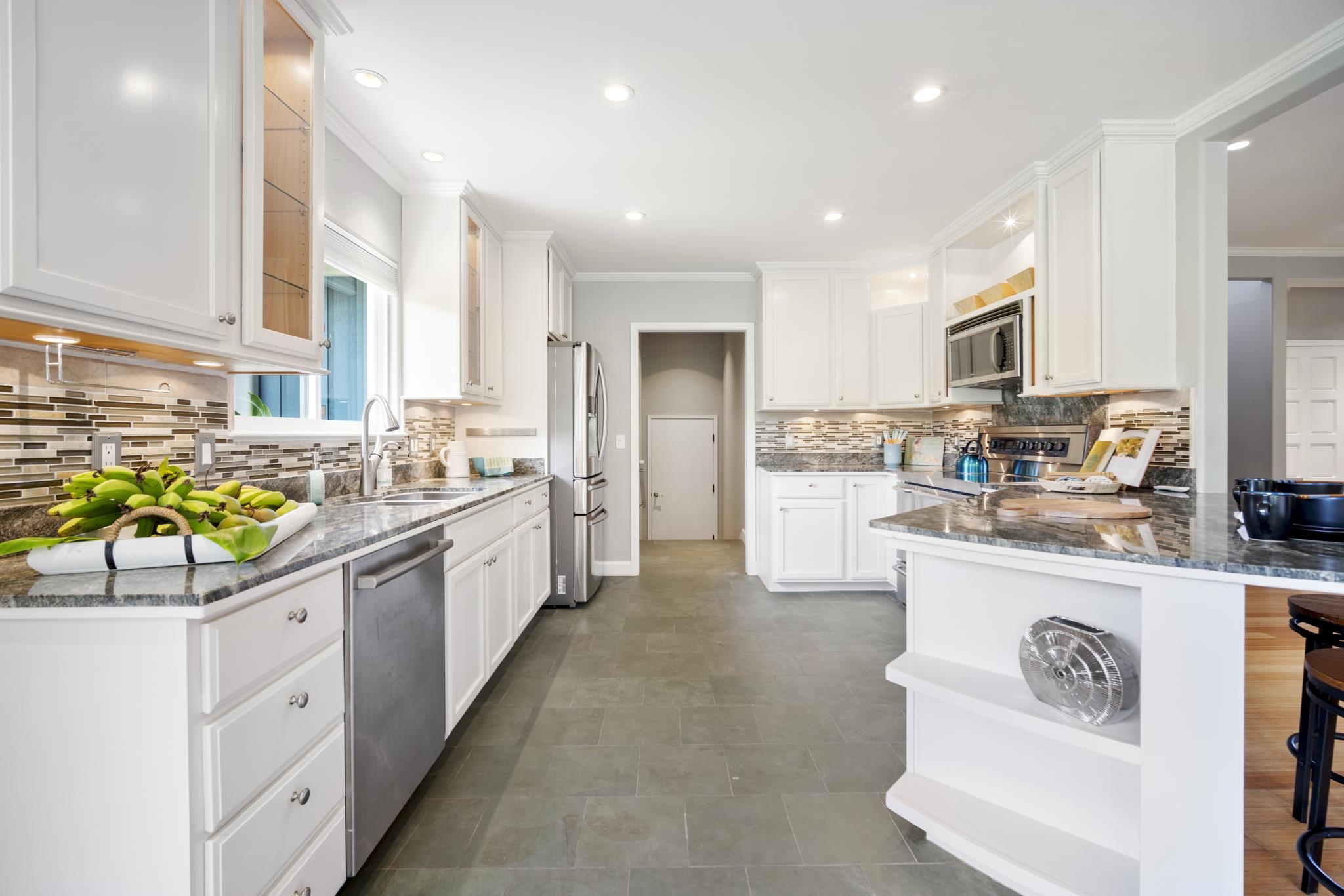 1865  Kalia Way , Haiku home - photo 10 of 50