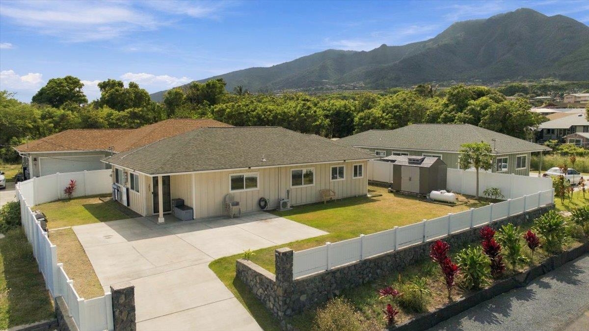 1867  Makahala Pl Wailuku Town, Wailuku home - photo 36 of 38