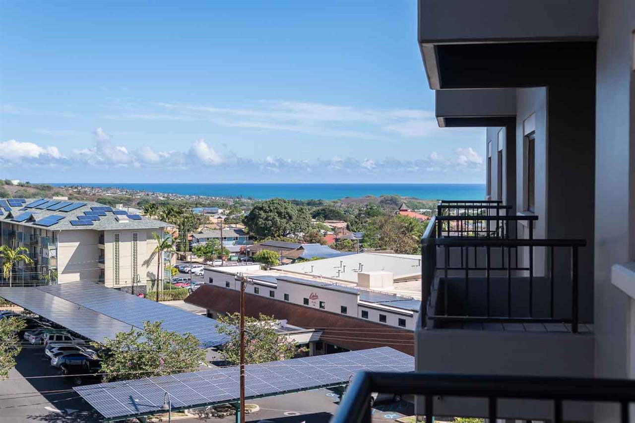 Maui Realty Suites condo # 507, Wailuku, Hawaii - photo 21 of 24