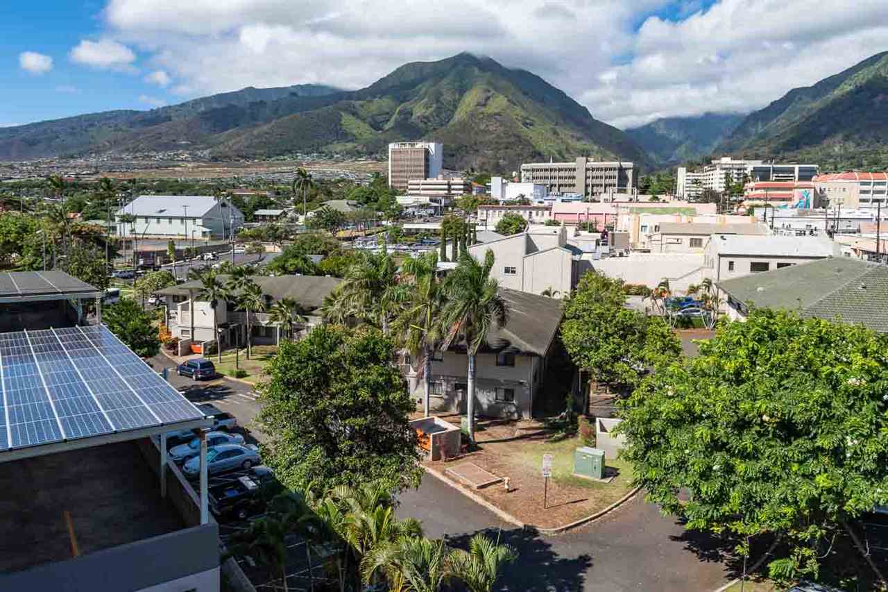 Maui Realty Suites condo # 507, Wailuku, Hawaii - photo 22 of 24