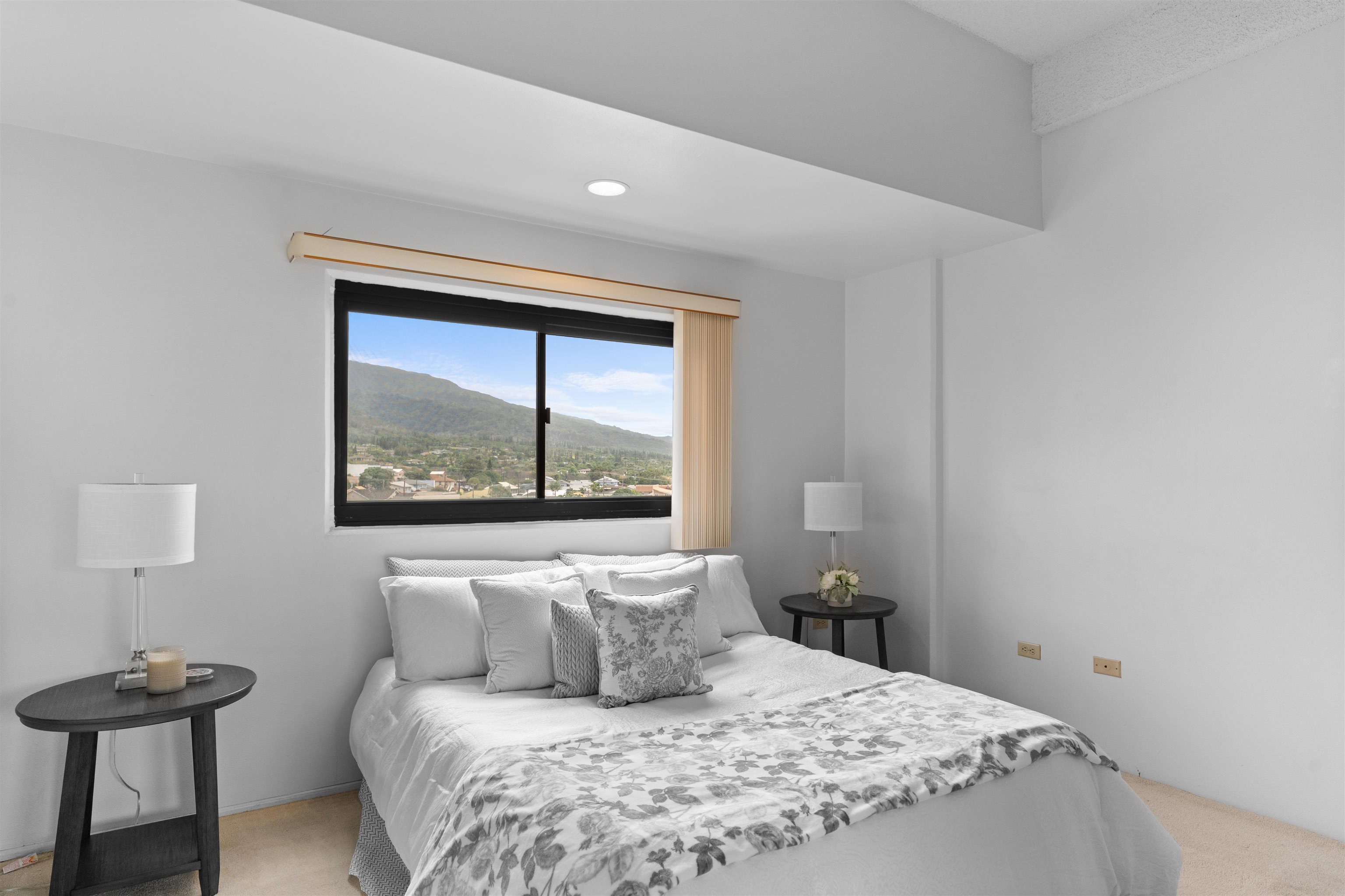 Maui Realty Suites condo # 508, Wailuku, Hawaii - photo 16 of 29