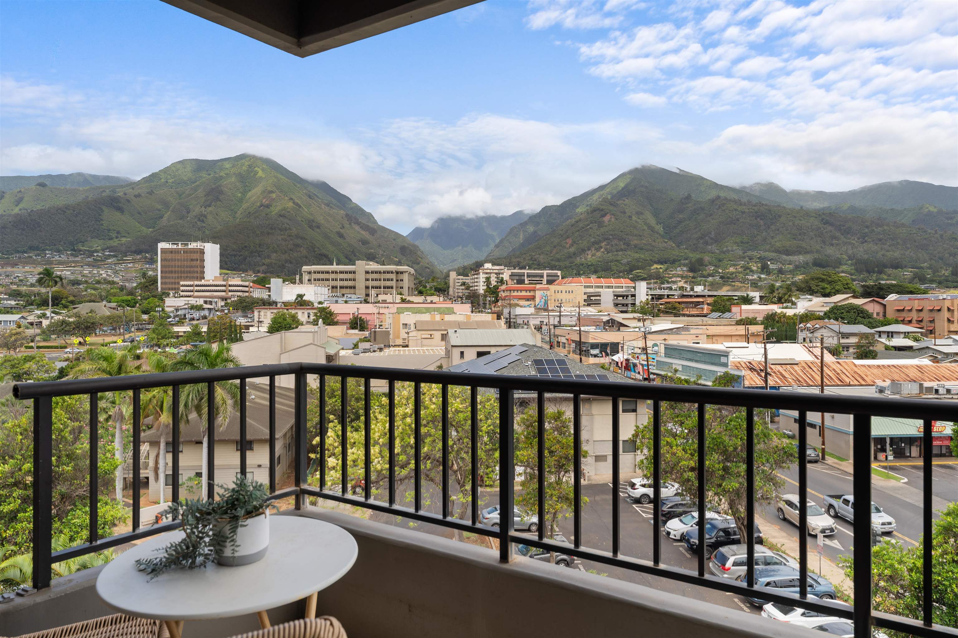 Maui Realty Suites condo # 508, Wailuku, Hawaii - photo 21 of 29