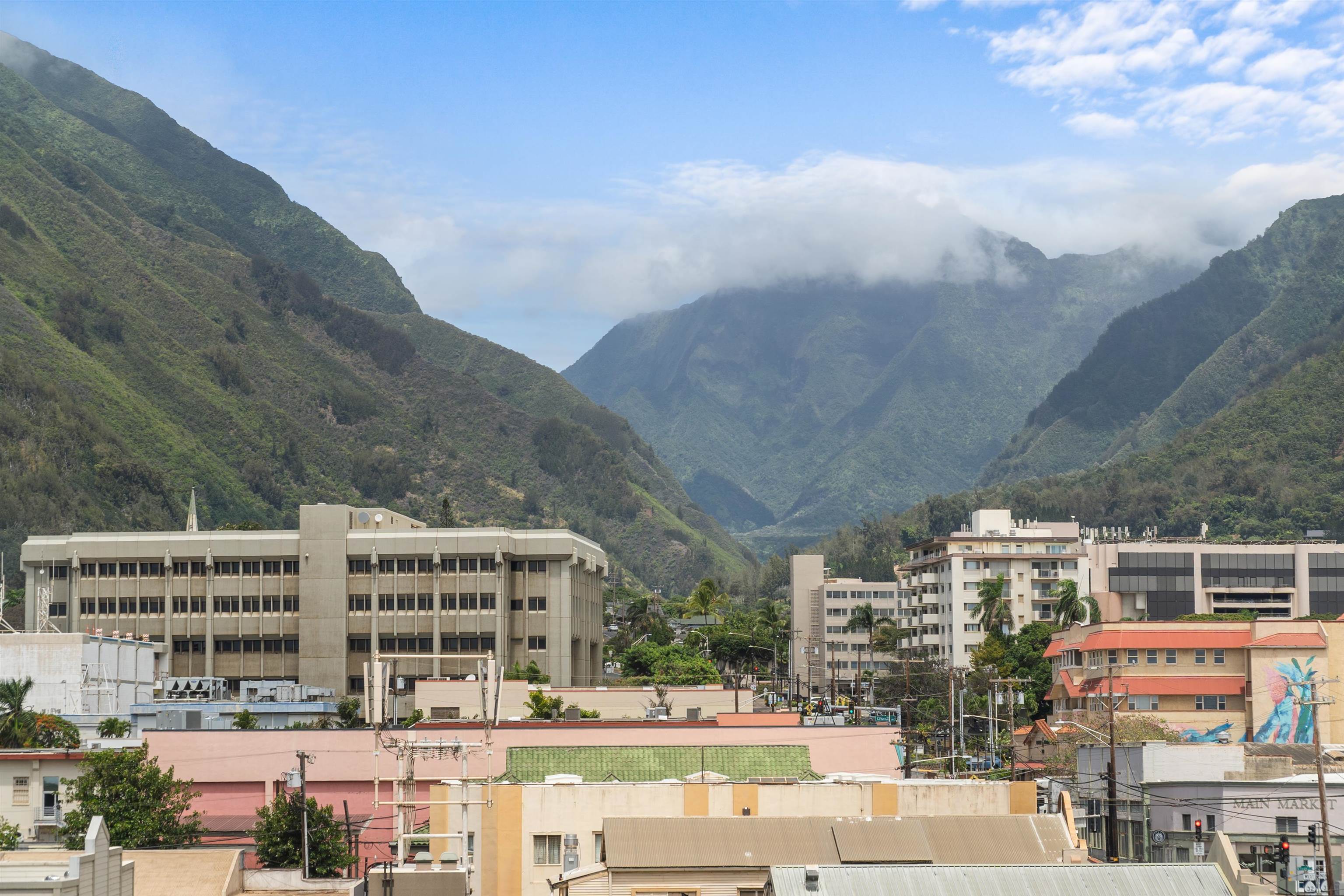 Maui Realty Suites condo # 508, Wailuku, Hawaii - photo 24 of 29
