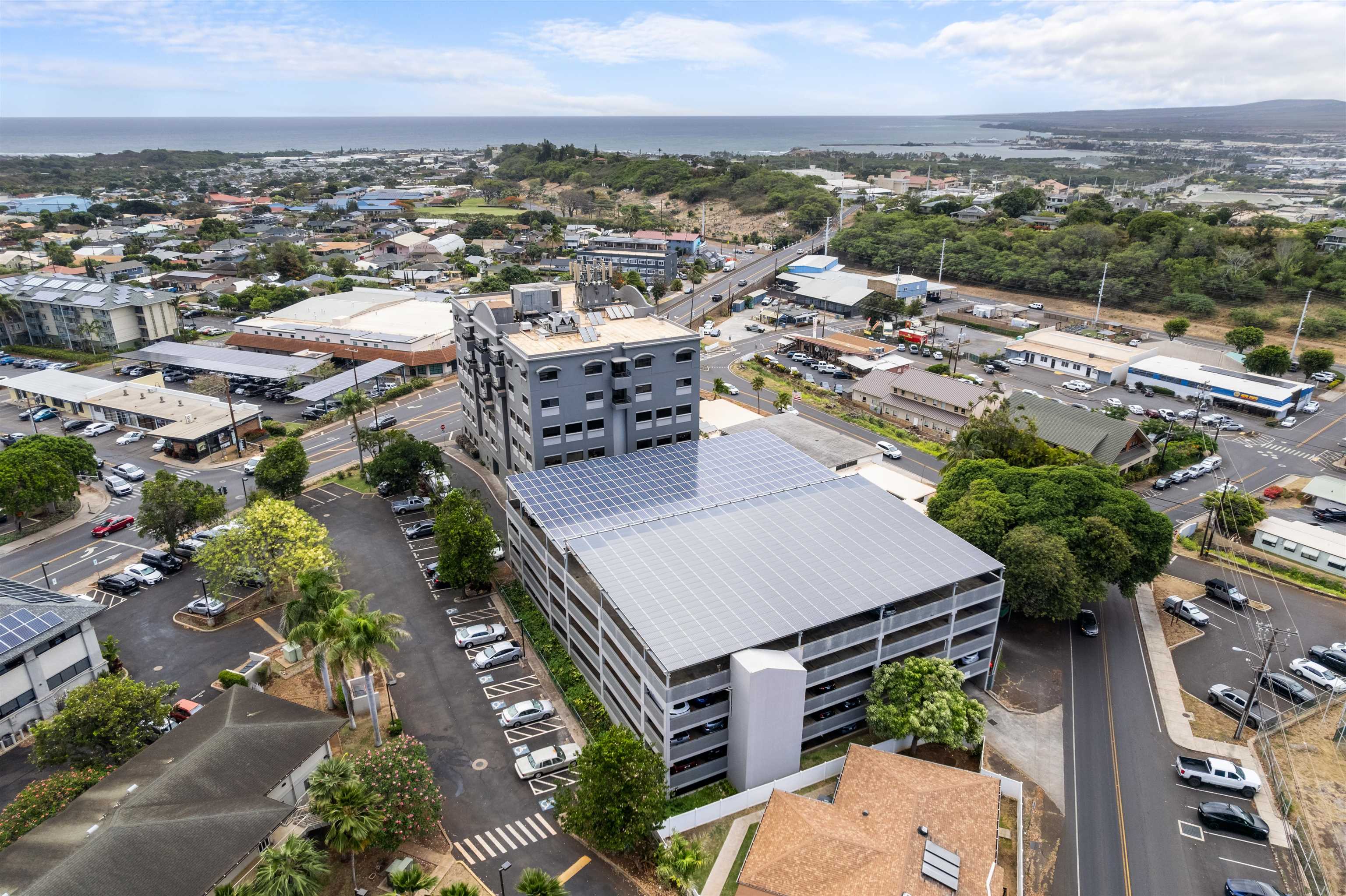 Maui Realty Suites condo # 508, Wailuku, Hawaii - photo 27 of 29