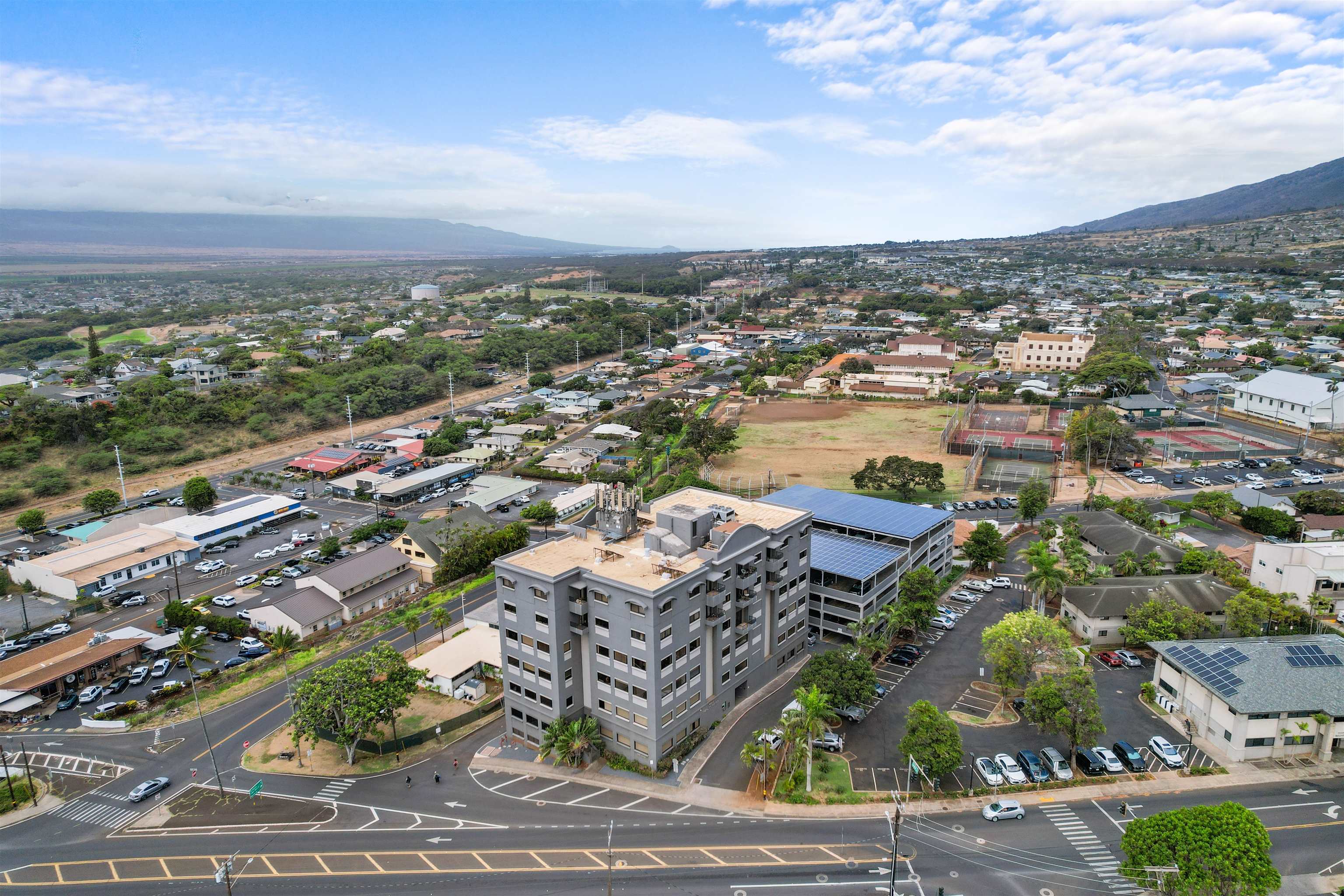 Maui Realty Suites condo # 508, Wailuku, Hawaii - photo 28 of 29