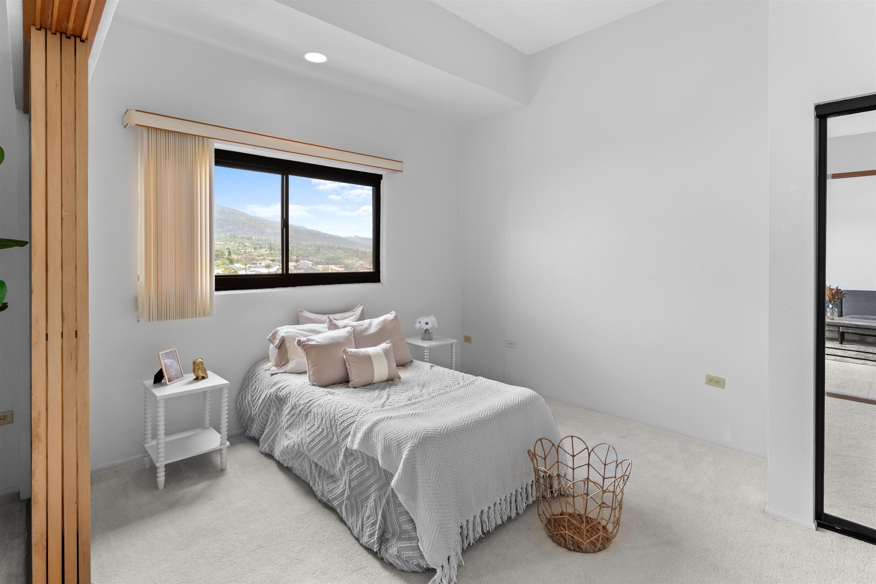 Maui Realty Suites condo # 508, Wailuku, Hawaii - photo 6 of 29