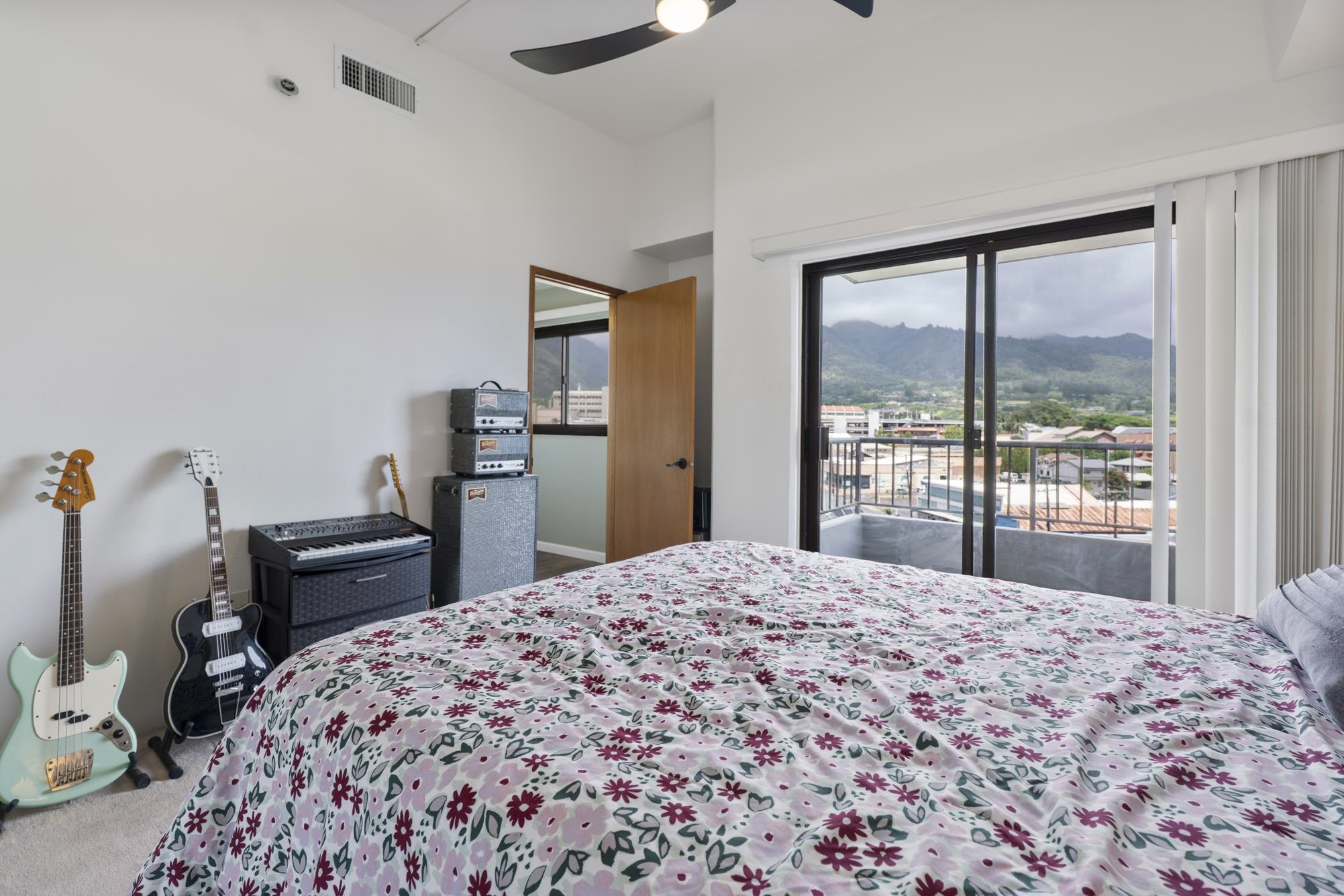 Maui Realty Suites condo # 607, Wailuku, Hawaii - photo 34 of 50