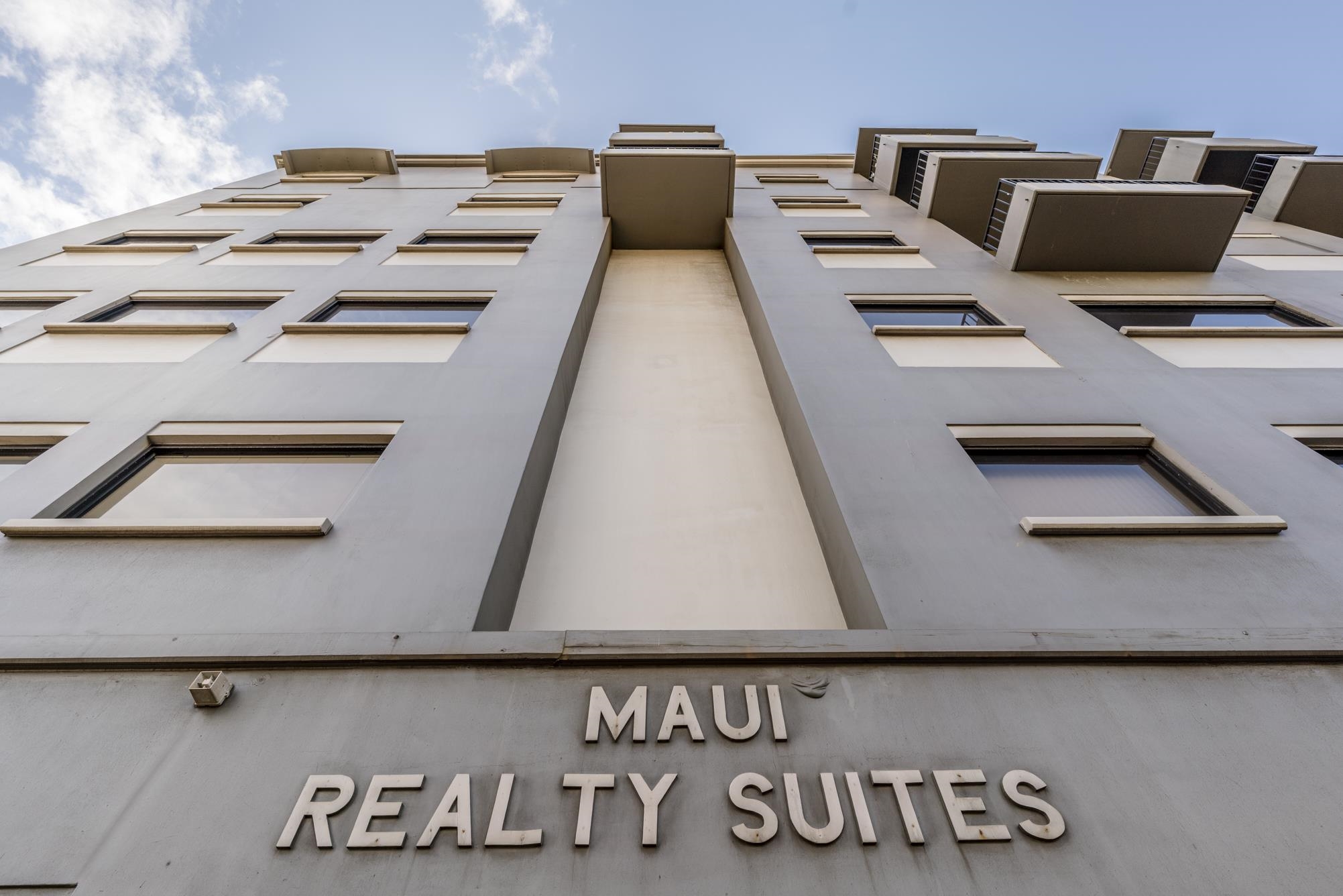 Maui Realty Suites condo # 607, Wailuku, Hawaii - photo 42 of 50