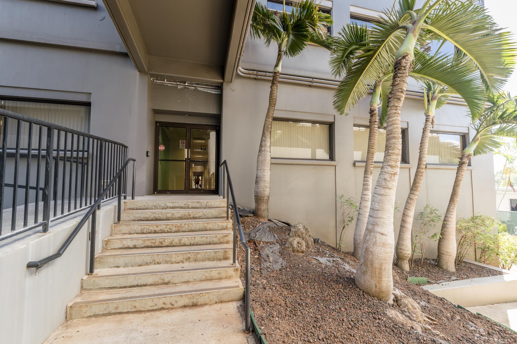Maui Realty Suites condo # 607, Wailuku, Hawaii - photo 46 of 50