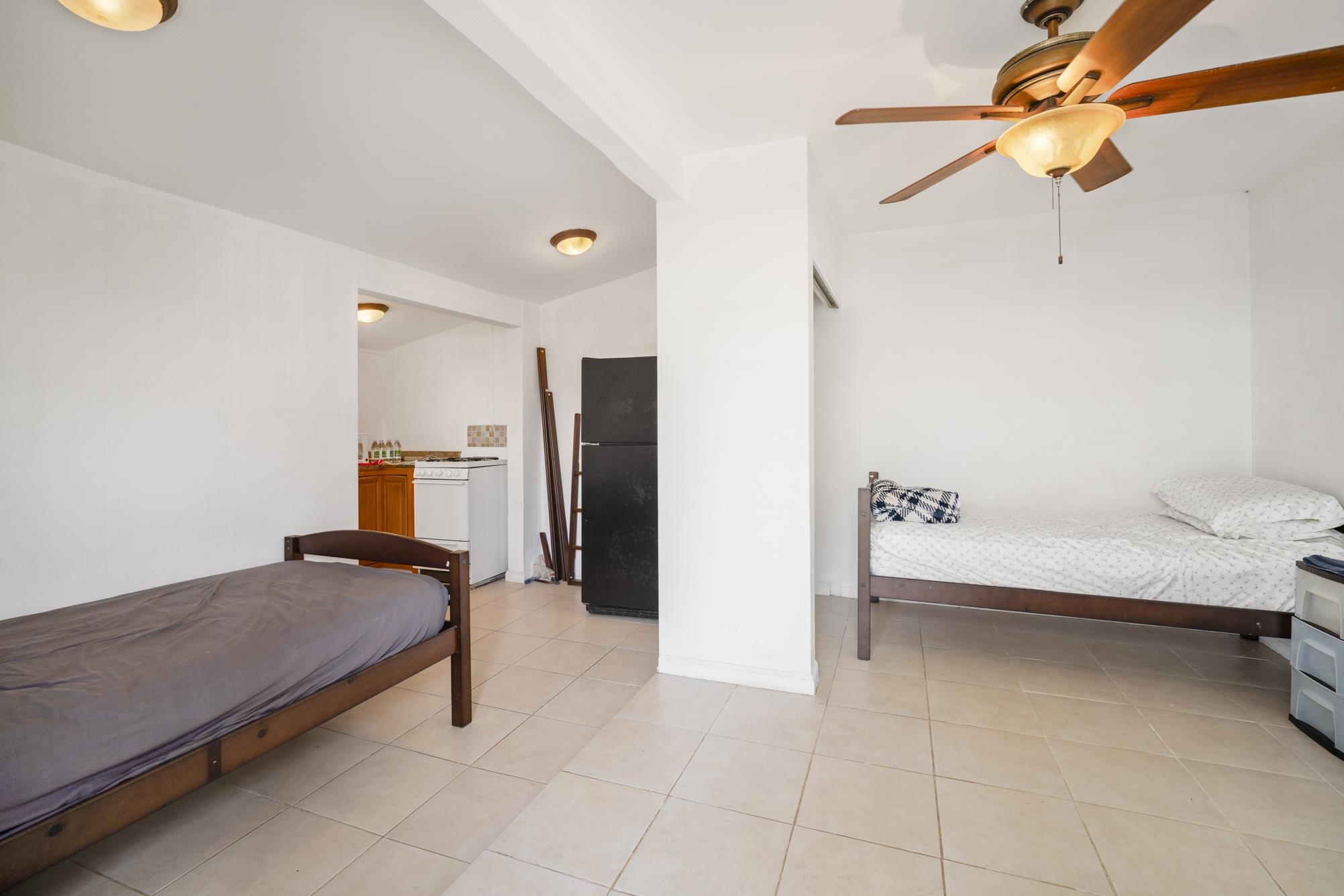 189  Hawaii St , Kahului home - photo 27 of 39