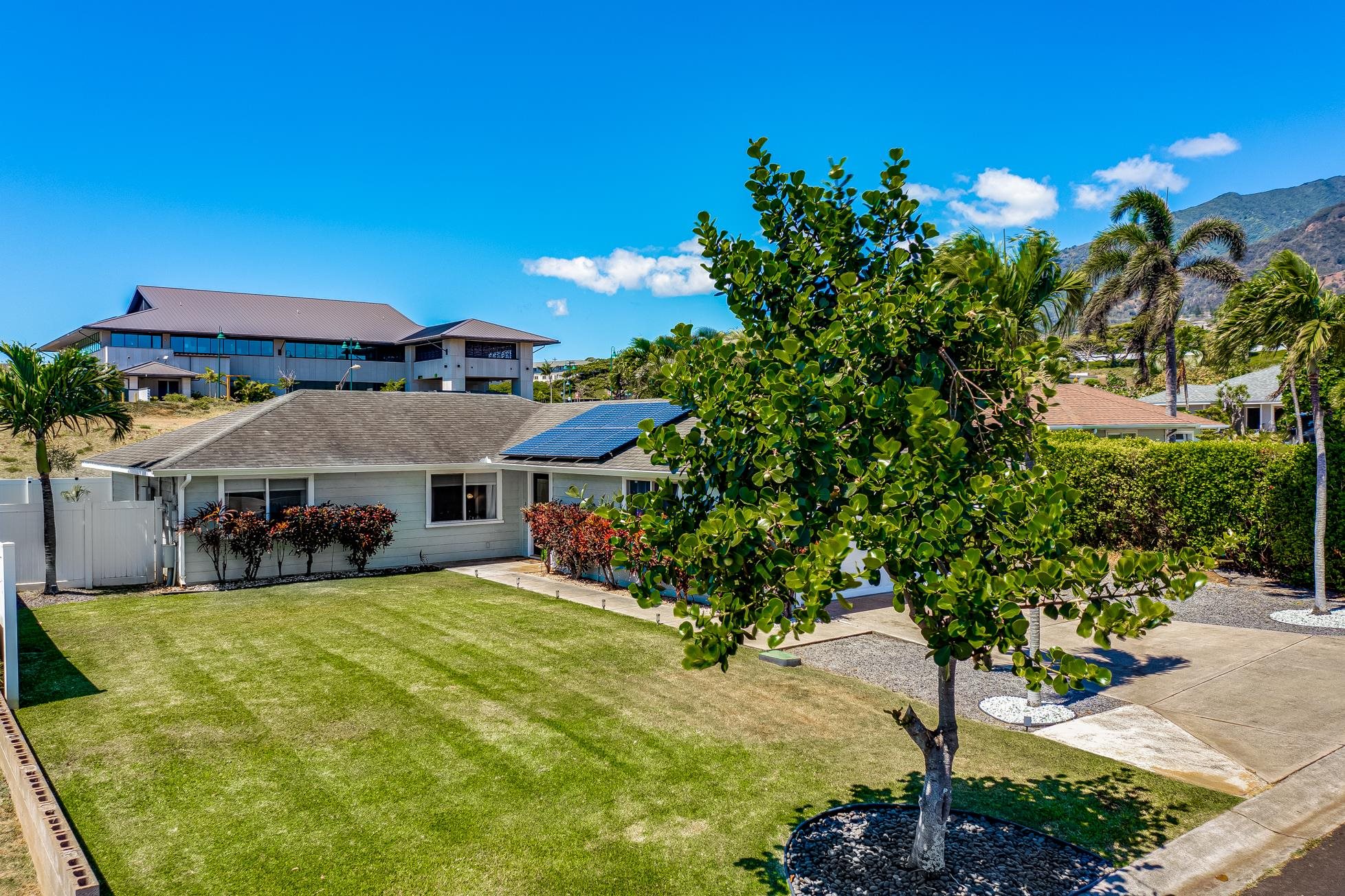 1891  Koae Pl Kehalani, Wailuku home - photo 2 of 38