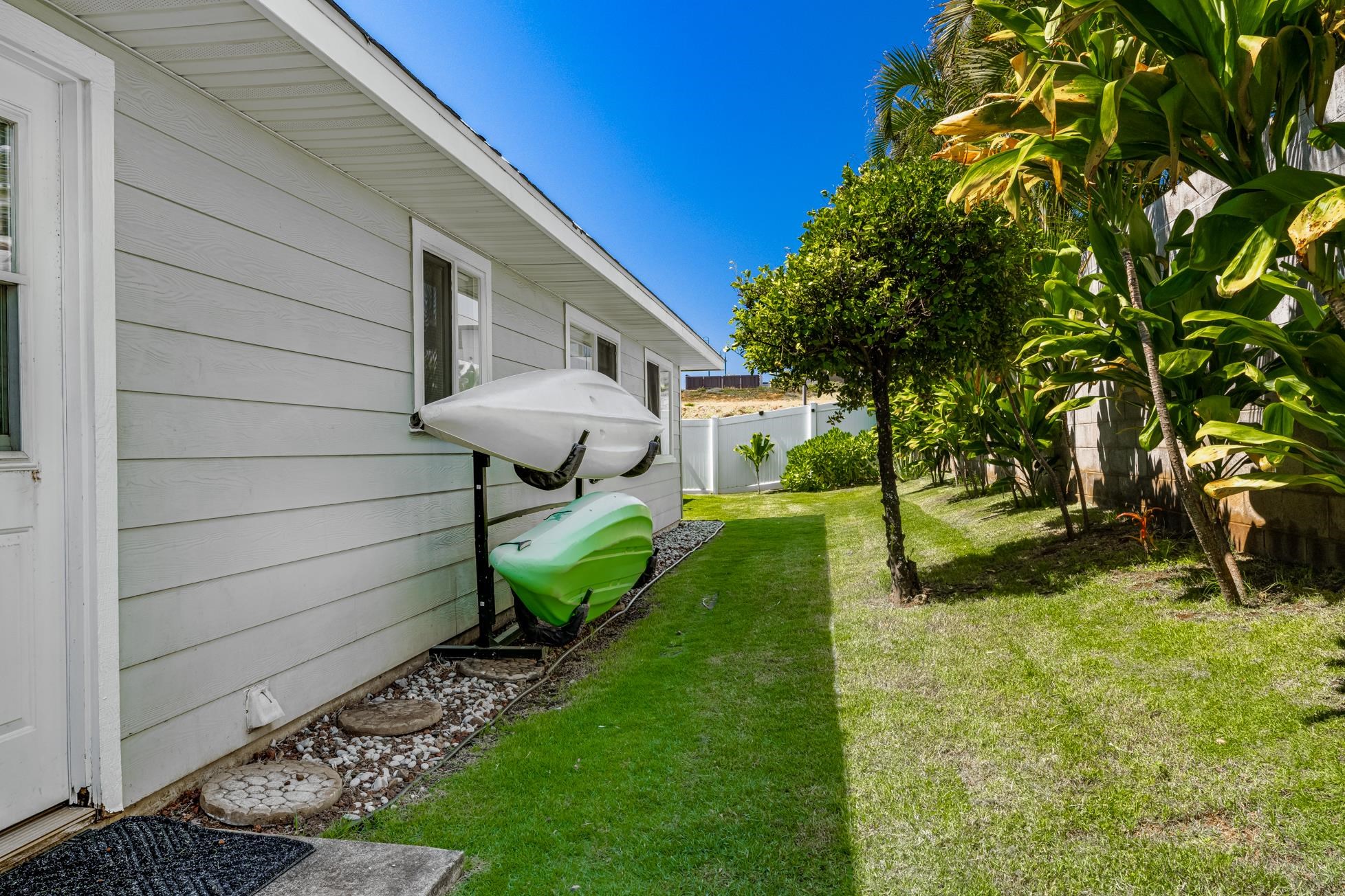 1891  Koae Pl Kehalani, Wailuku home - photo 24 of 38