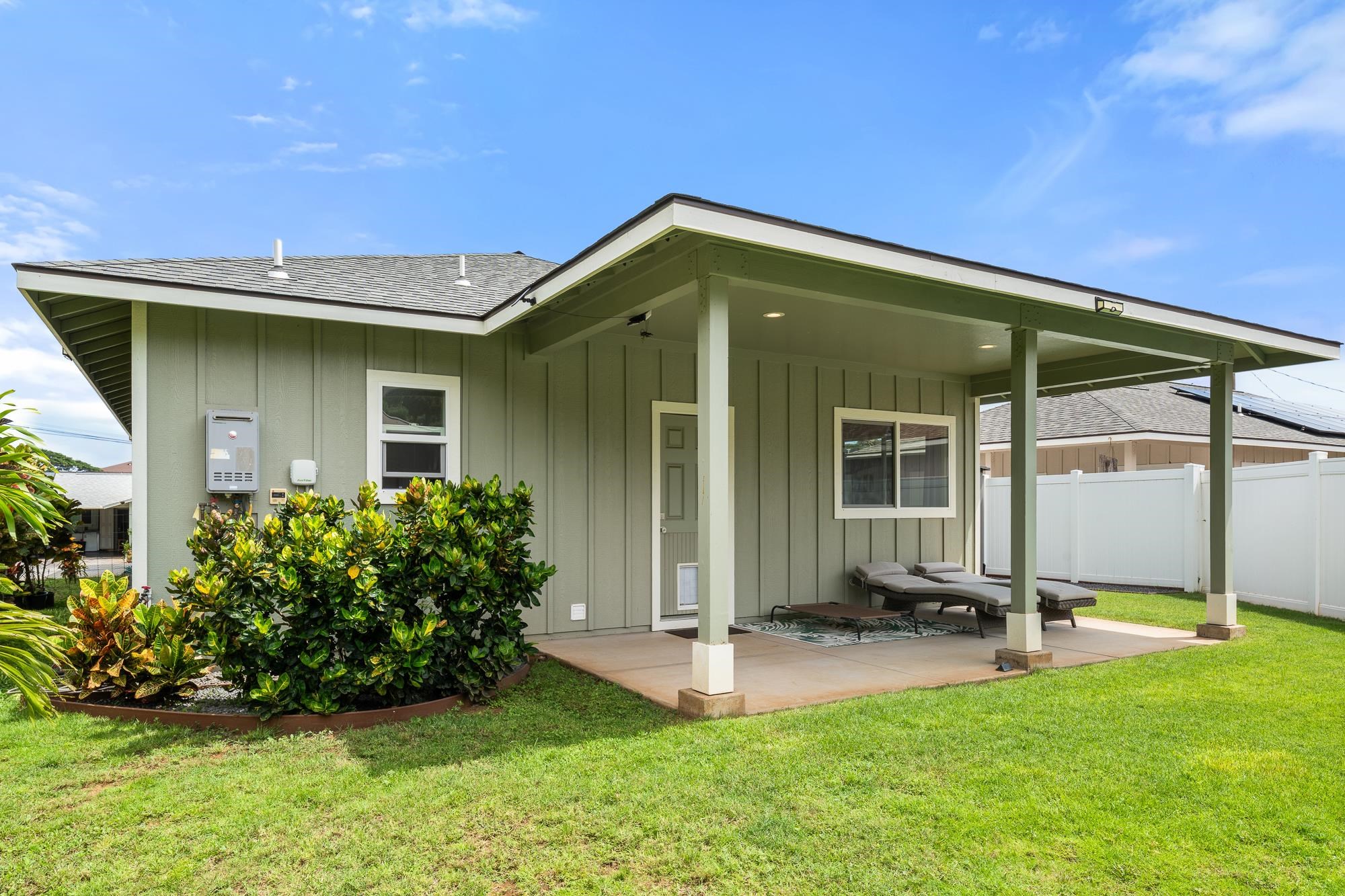 1891  Makahala Pl , Wailuku home - photo 13 of 20