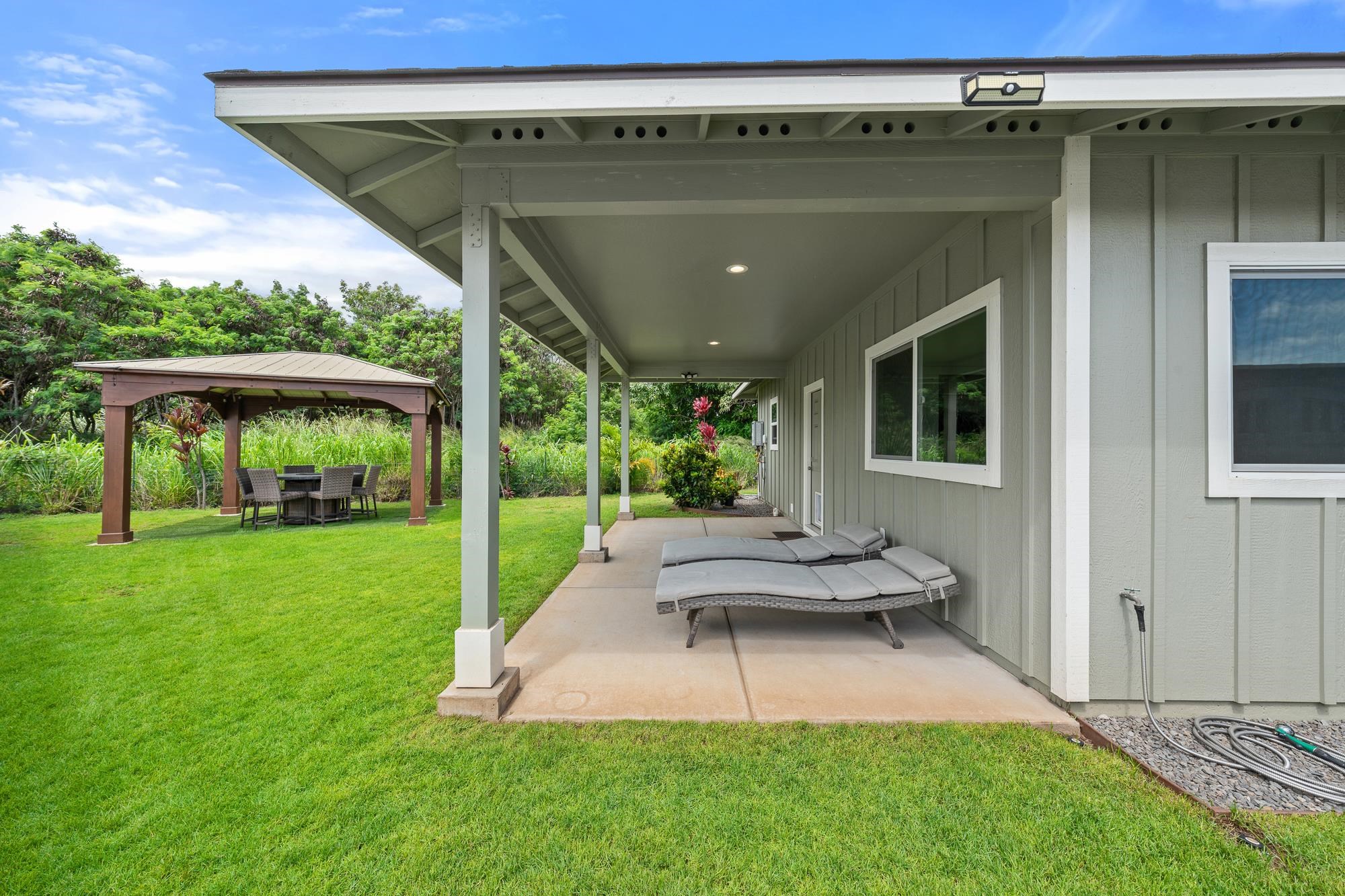 1891  Makahala Pl , Wailuku home - photo 15 of 20