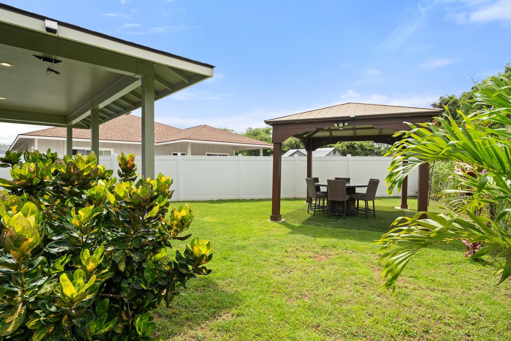 1891  Makahala Pl , Wailuku home - photo 17 of 20