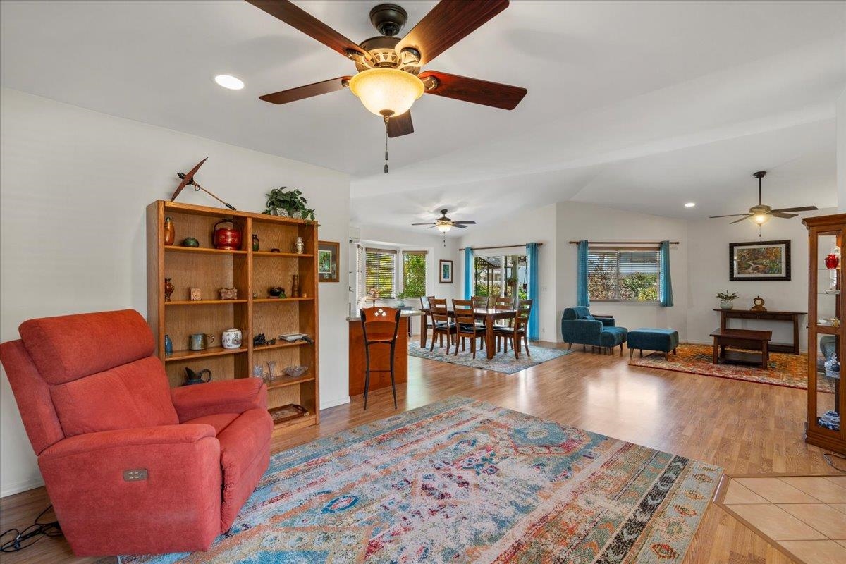 1899  Keahikano Pl Kehalani, Wailuku home - photo 2 of 37