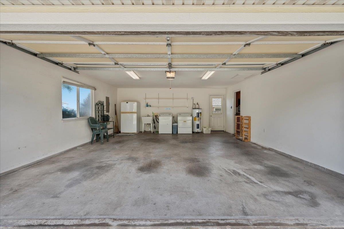 1899  Keahikano Pl Kehalani, Wailuku home - photo 34 of 37