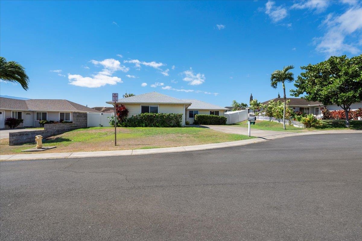 1899  Keahikano Pl Kehalani, Wailuku home - photo 35 of 37