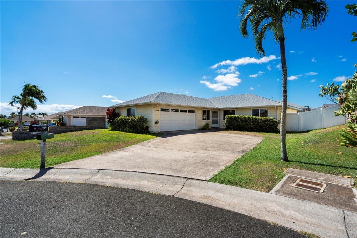 1899  Keahikano Pl Kehalani, Wailuku home - photo 36 of 37