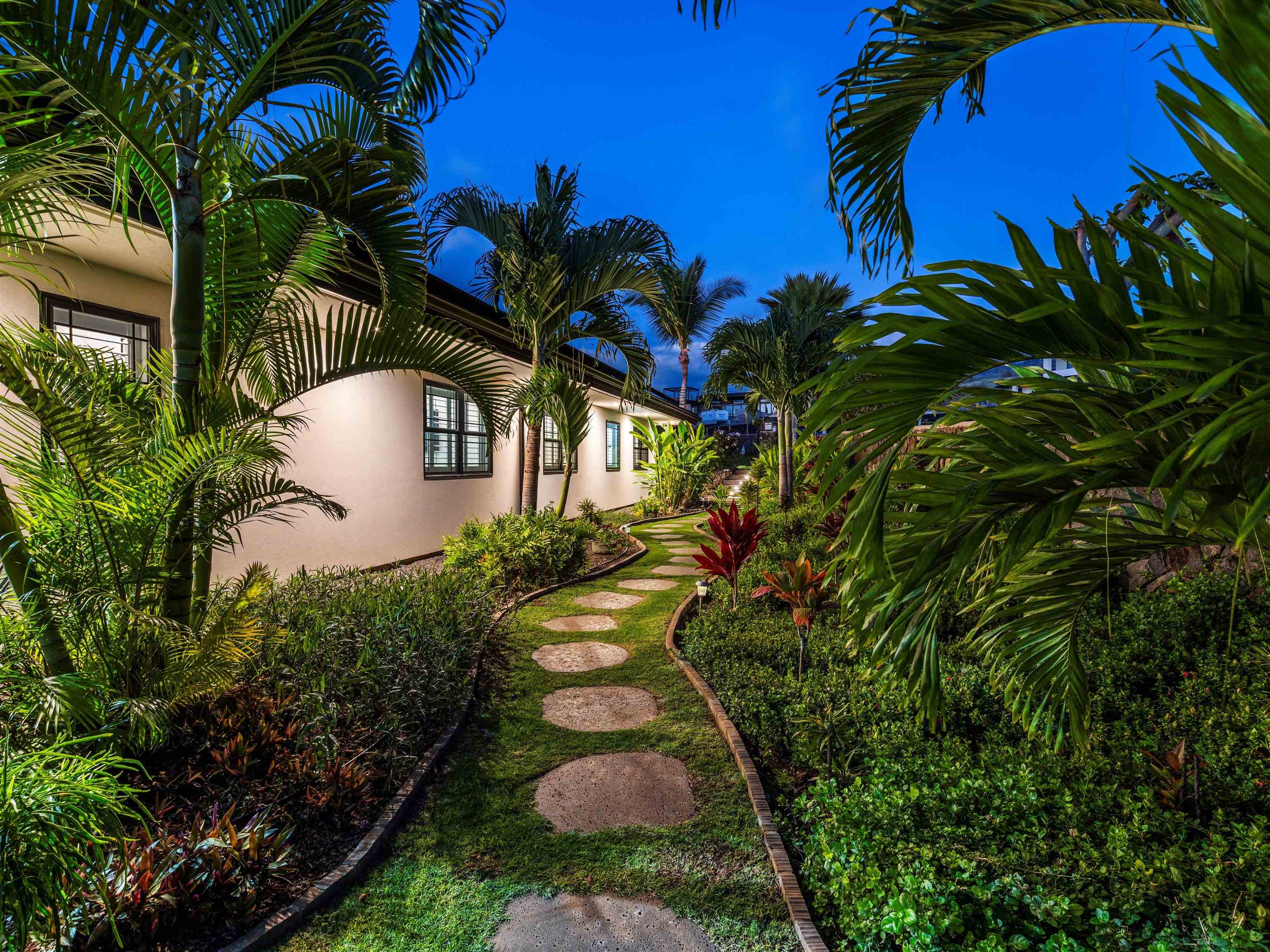 19  Halapa Pl The Ridge At Wailea, Wailea/Makena home - photo 37 of 50