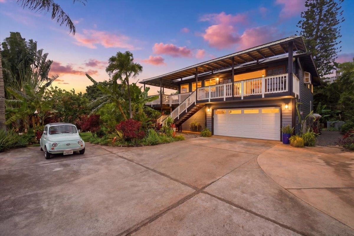 19  Hoolalei Way , Kihei home - photo 4 of 46