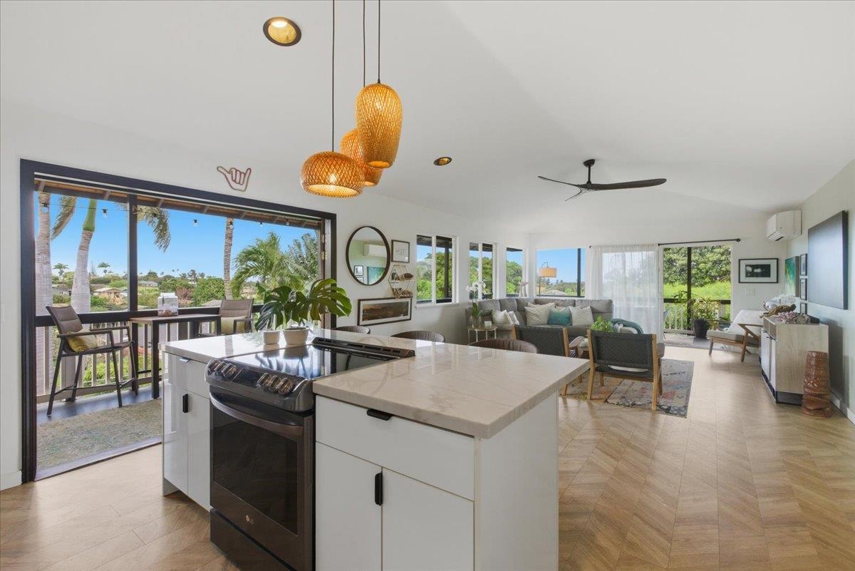 19  Hoolalei Way , Kihei home - photo 6 of 46