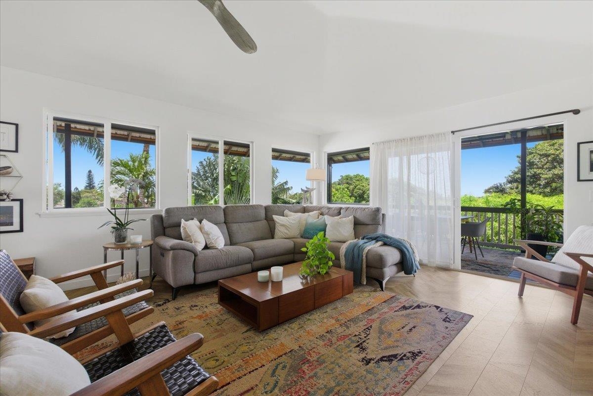 19  Hoolalei Way , Kihei home - photo 10 of 46