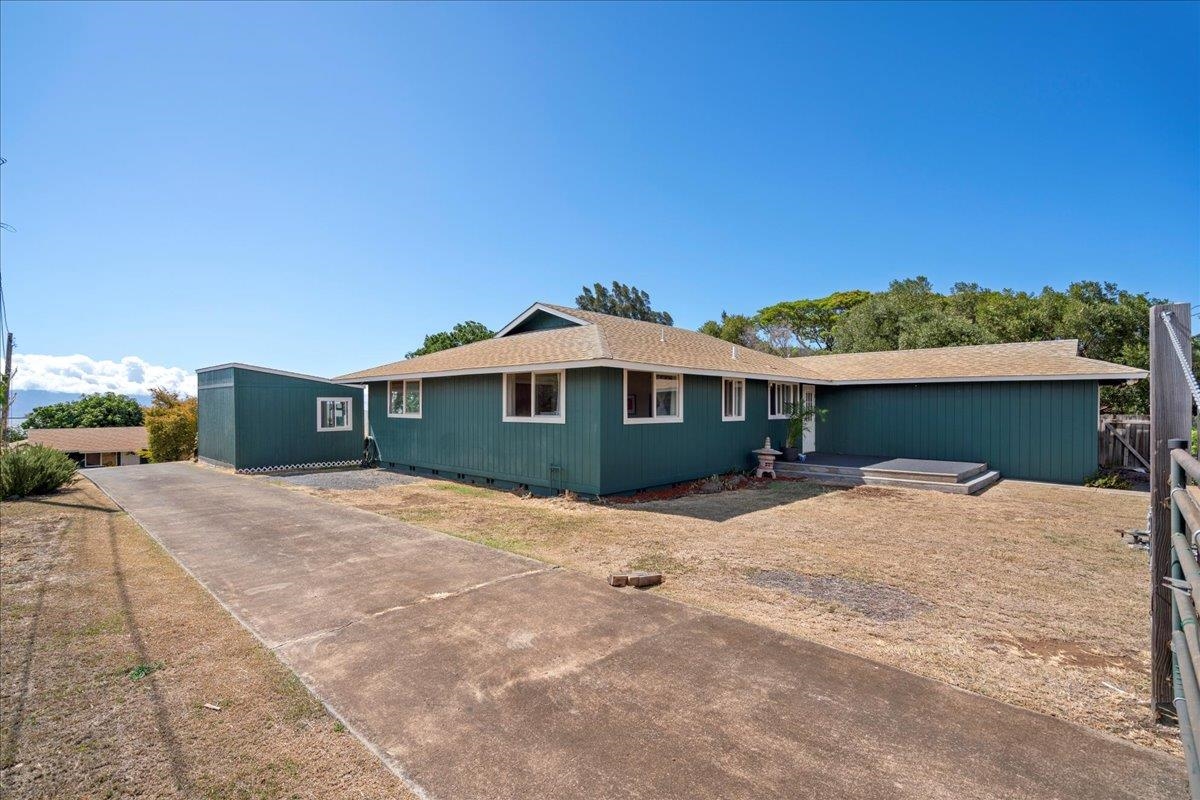 190  Aliiolani St , Pukalani home - photo 13 of 50