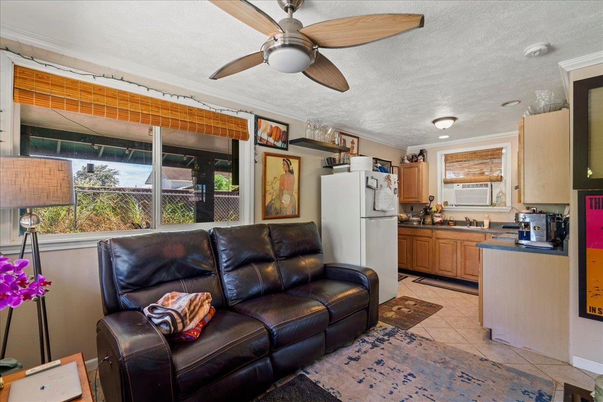 190  Aliiolani St , Pukalani home - photo 40 of 50