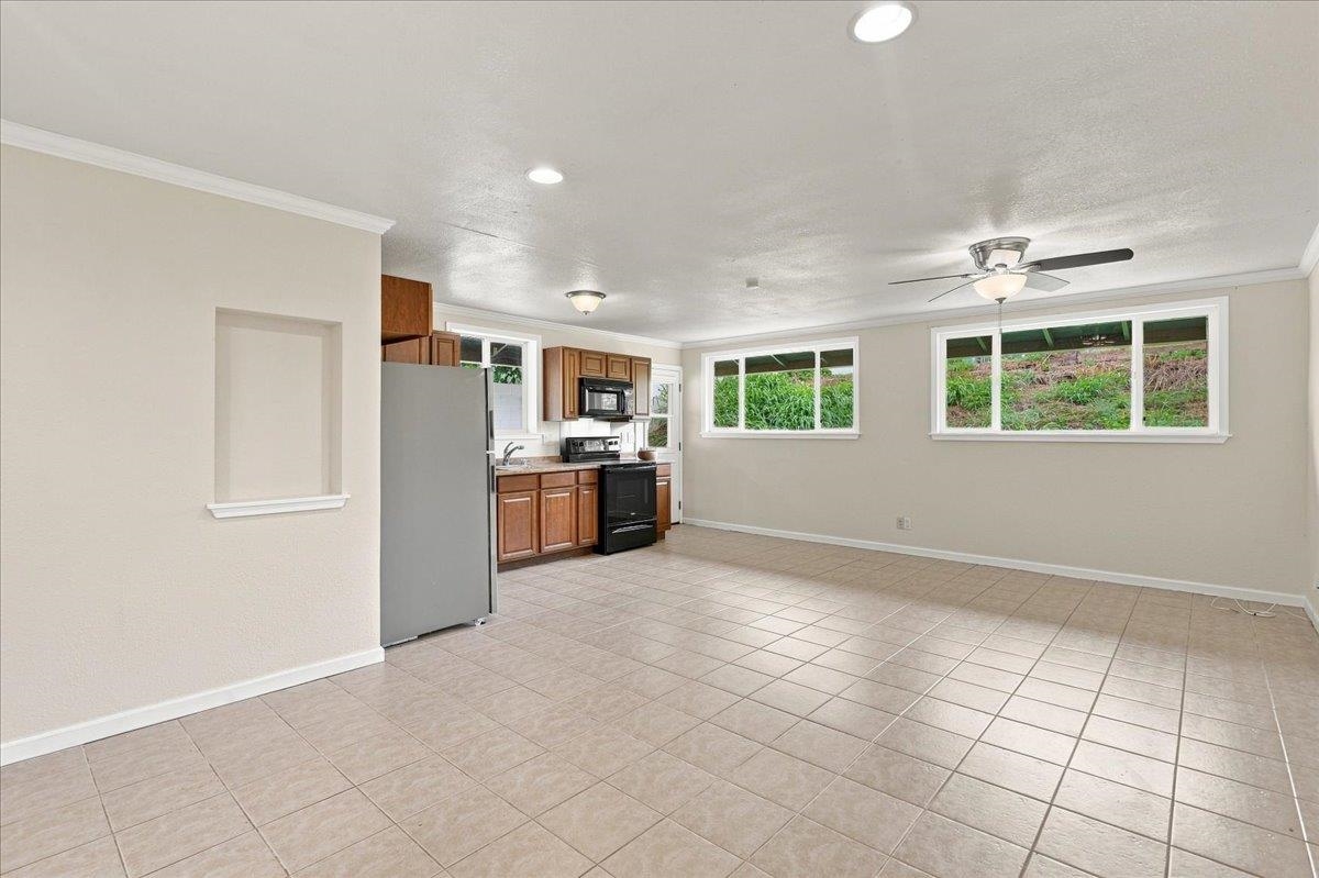 190  Aliiolani St , Pukalani home - photo 45 of 50