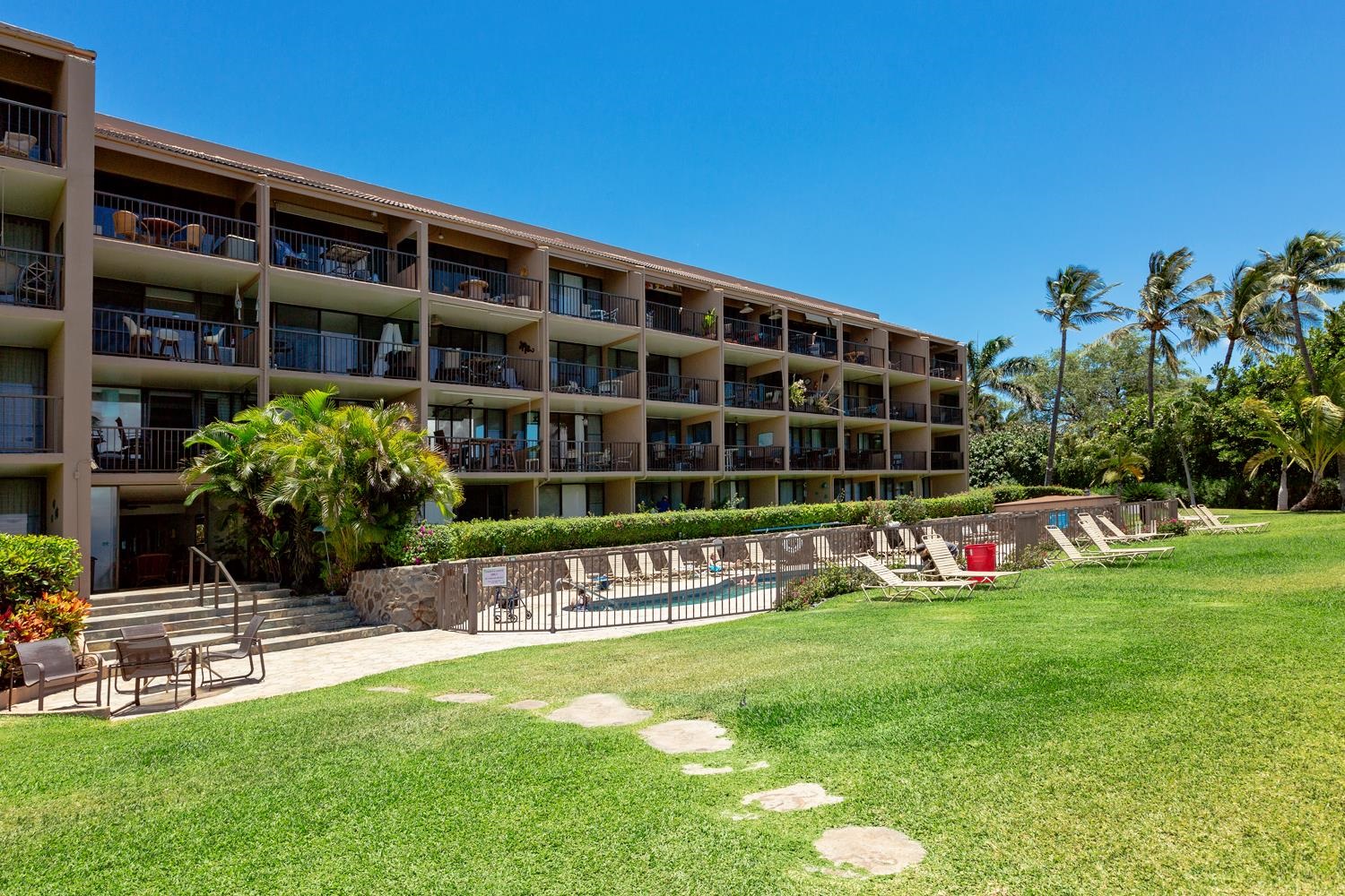 Maalaea Banyans condo # 310, Wailuku, Hawaii - photo 28 of 34