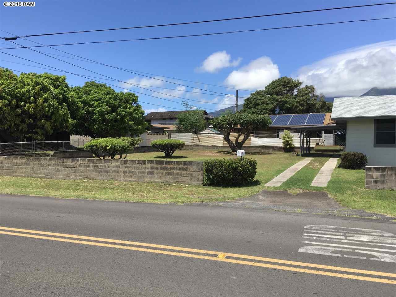 190  Kaulawahine St , Kahului home - photo 2 of 18