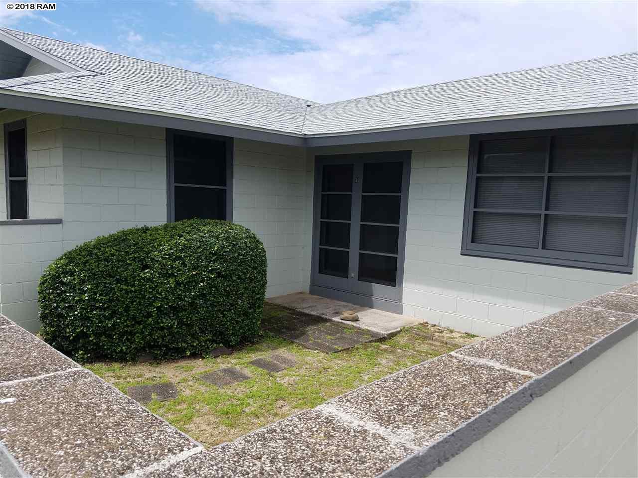 190  Kaulawahine St , Kahului home - photo 4 of 18
