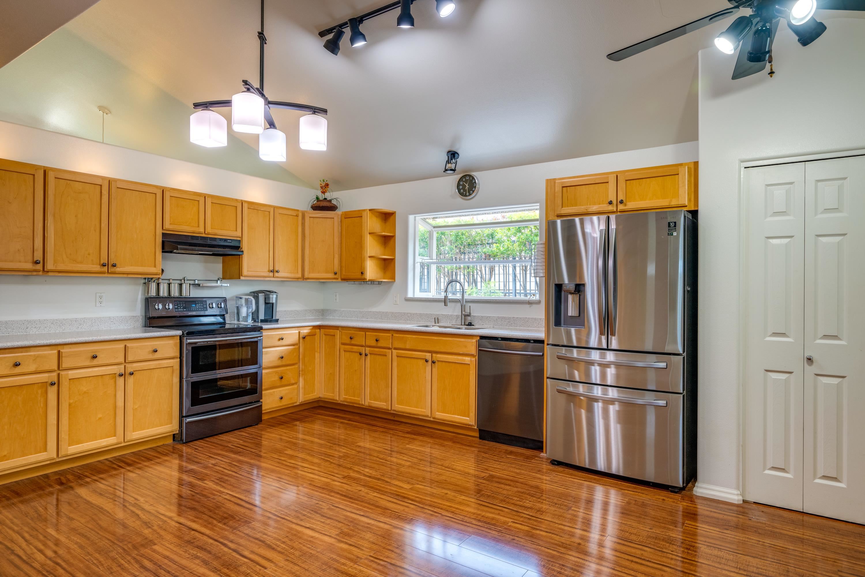 190  Puumakani St Grand Fairways, Kahului home - photo 15 of 38