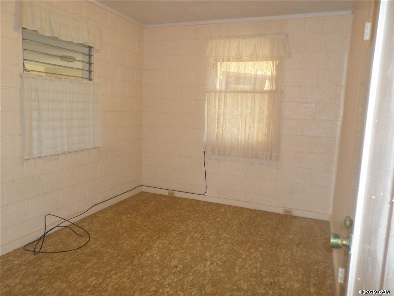 191  Kauai St Kahului, Kahului home - photo 21 of 30