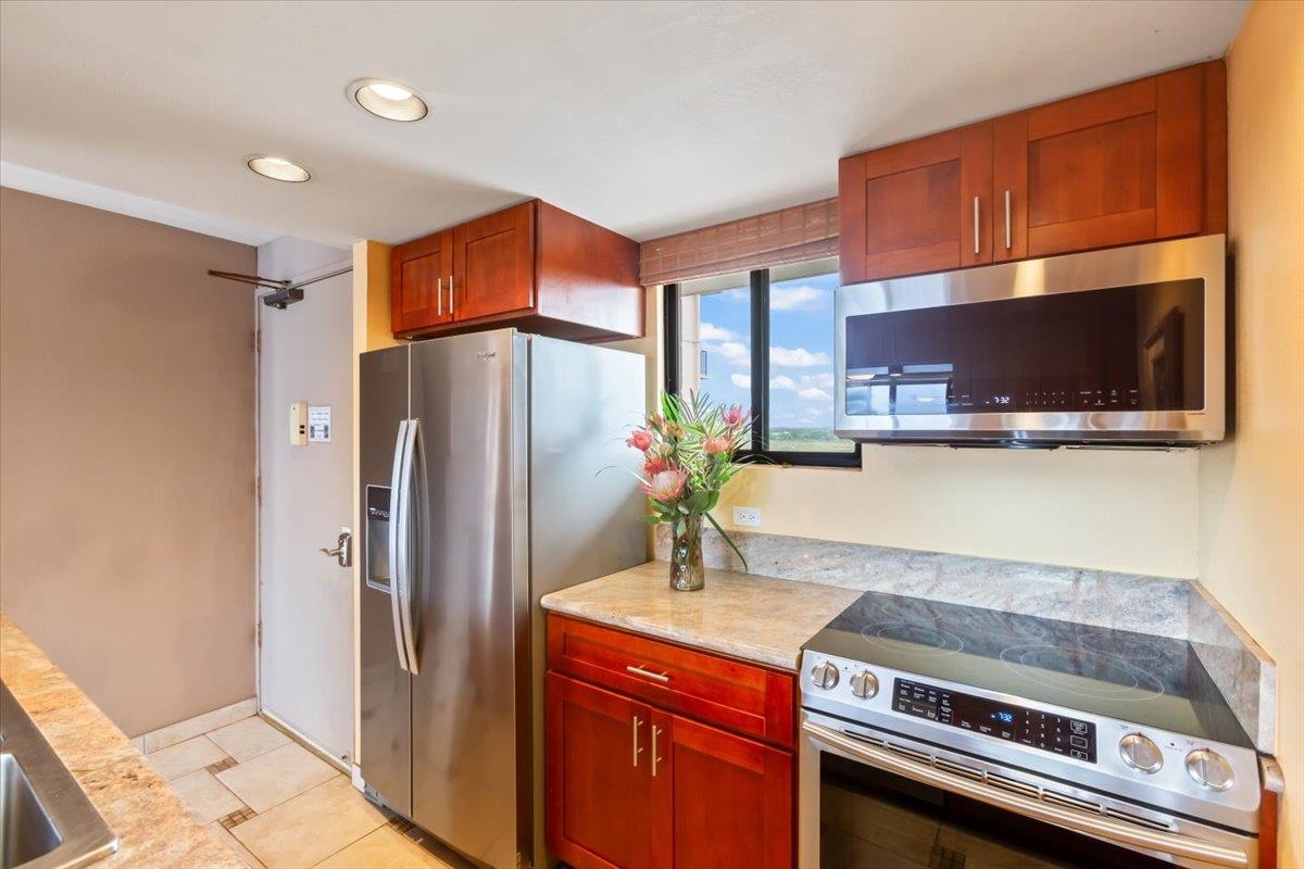 Kealia condo # 402, Kihei, Hawaii - photo 16 of 48