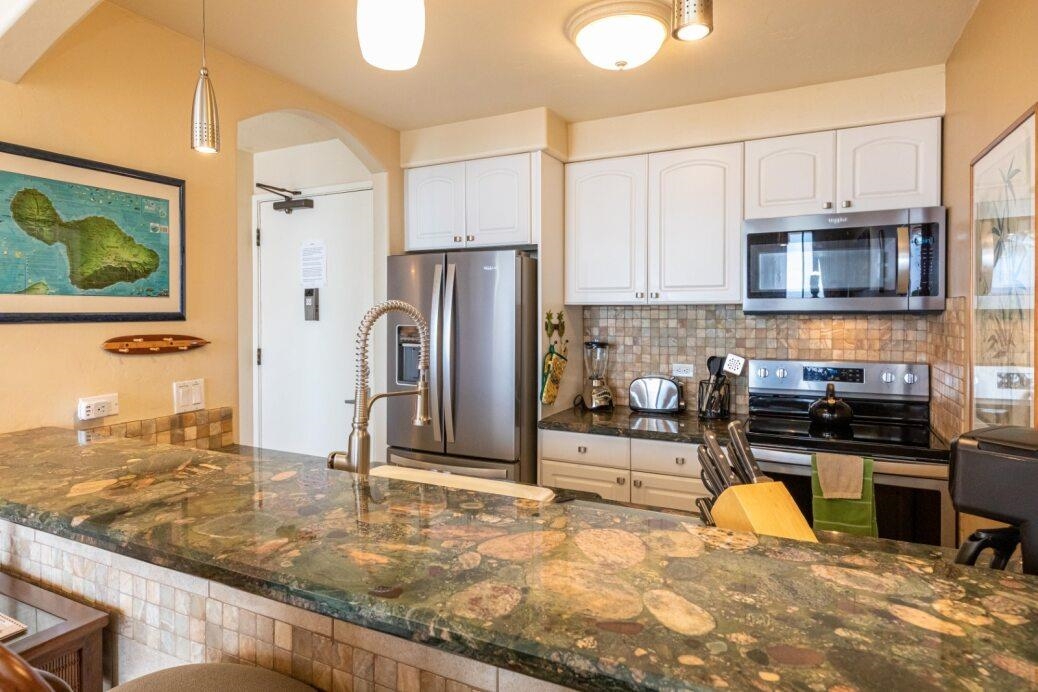 Kealia condo # 502, Kihei, Hawaii - photo 14 of 38